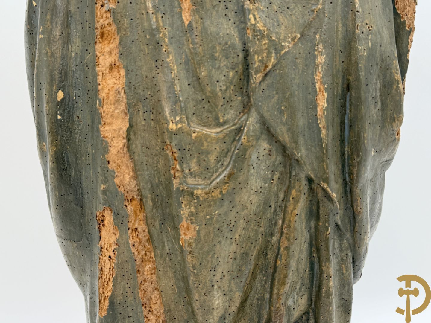 Gepolychromeerde houtsculptuur Madonna met rode jurk en kind, 18e