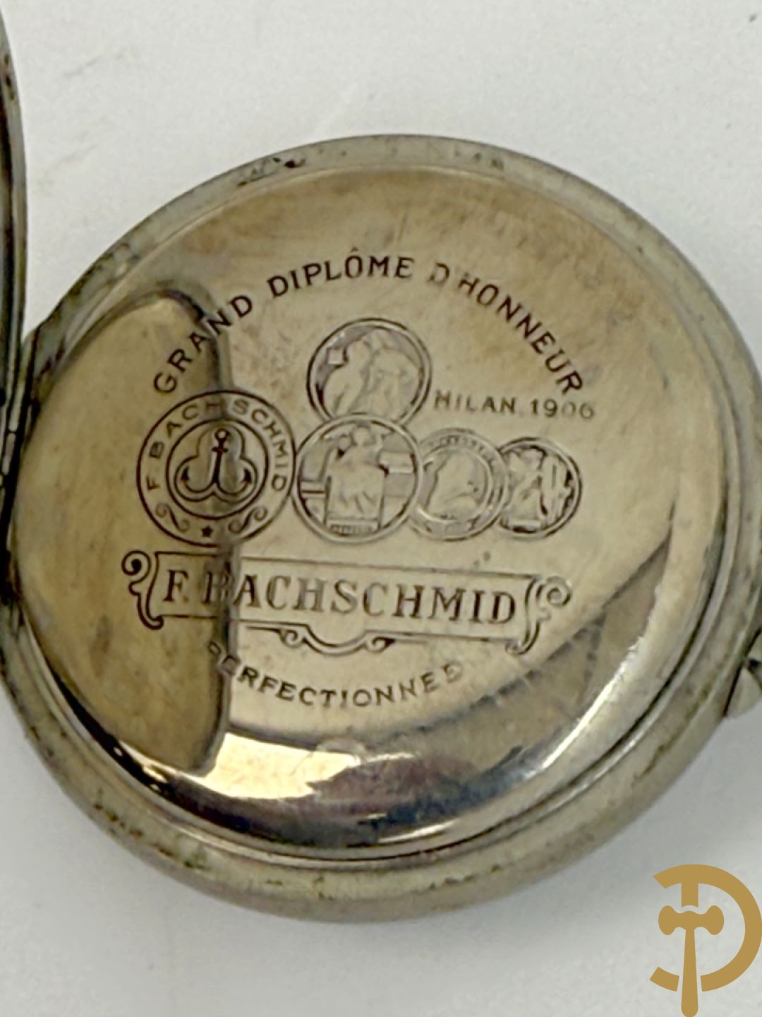 2 zakhorloges Roskpf + zakhorloge met jachtmotieven + zakhorlogehanger + 2 zakhorlogekasten + chrono (na te zien) + zakhorloge Bacschmed