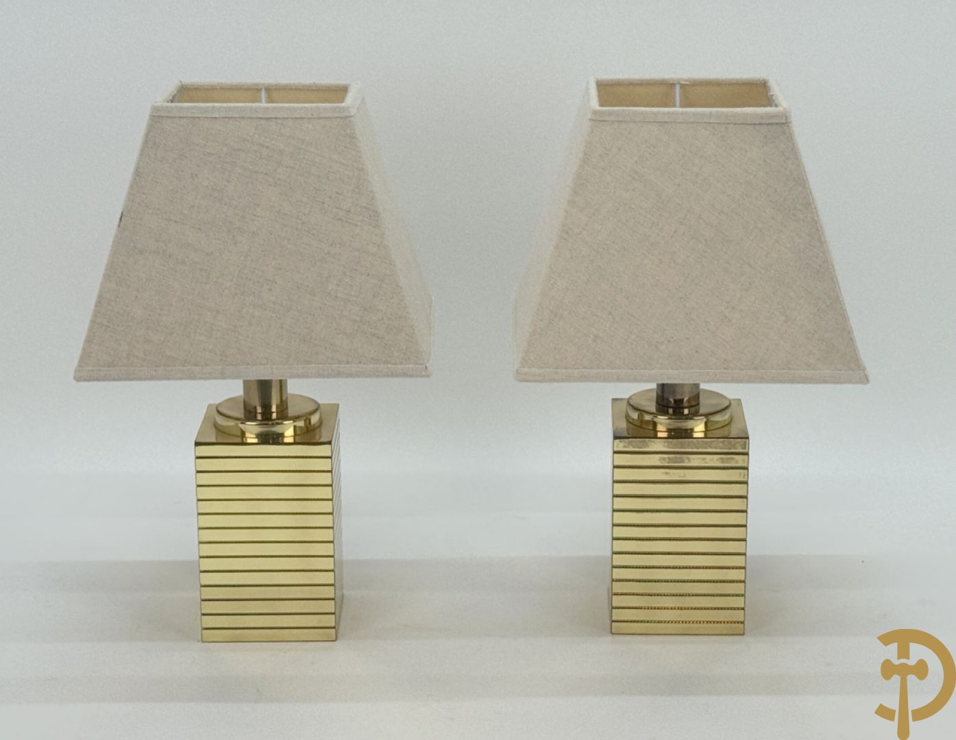 Paar vintage lampadaires op koperen voet