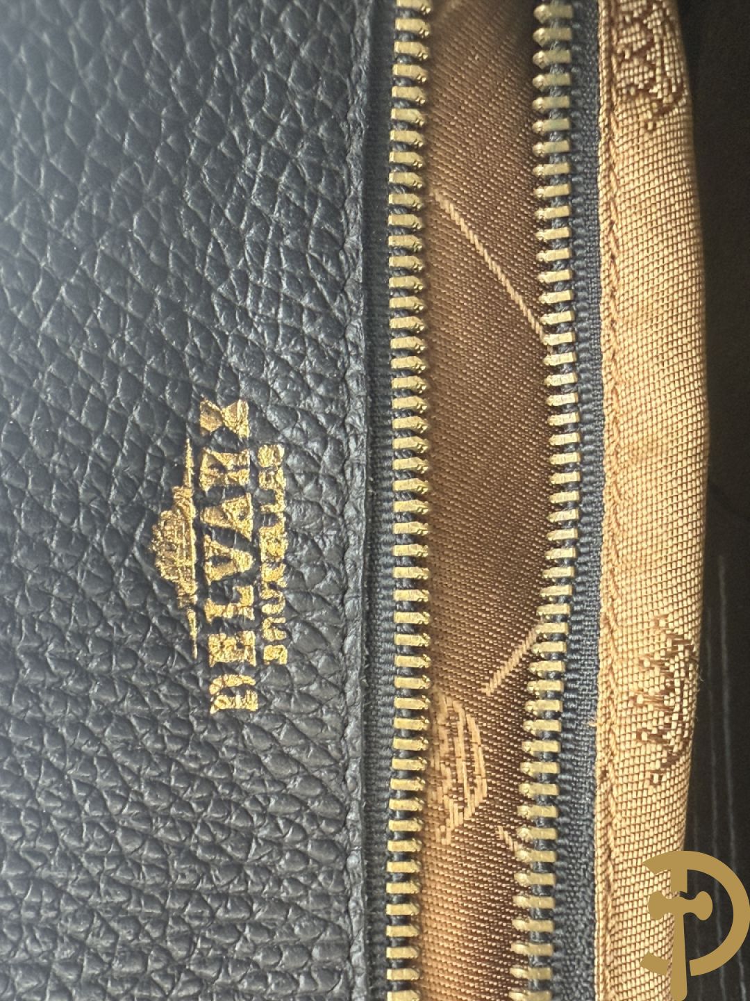 Zwarte en cognackleurige replica Delvaux handtassen