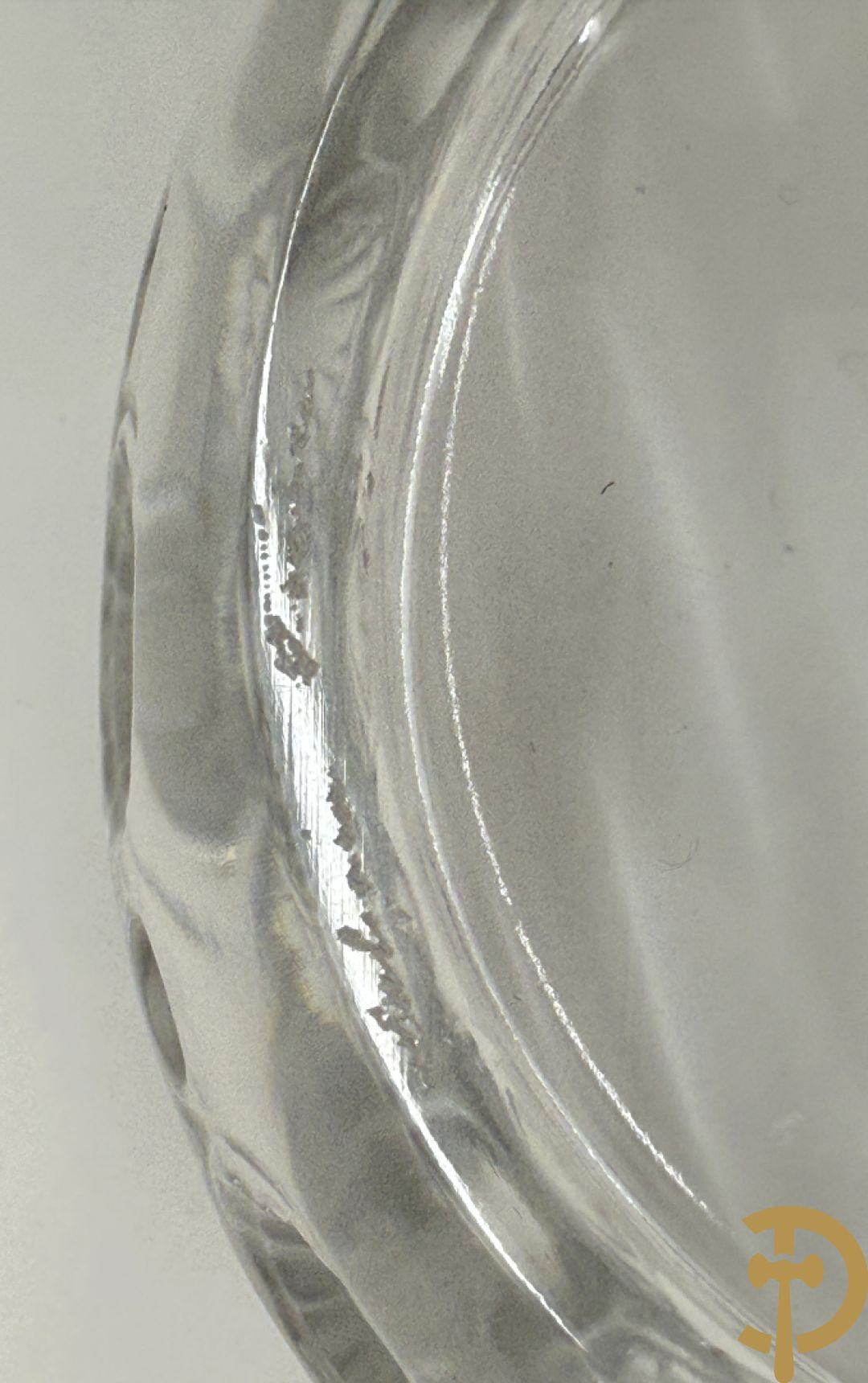 Lalique France asbak in glaspasta + modernistische gecracqueleerde coupe