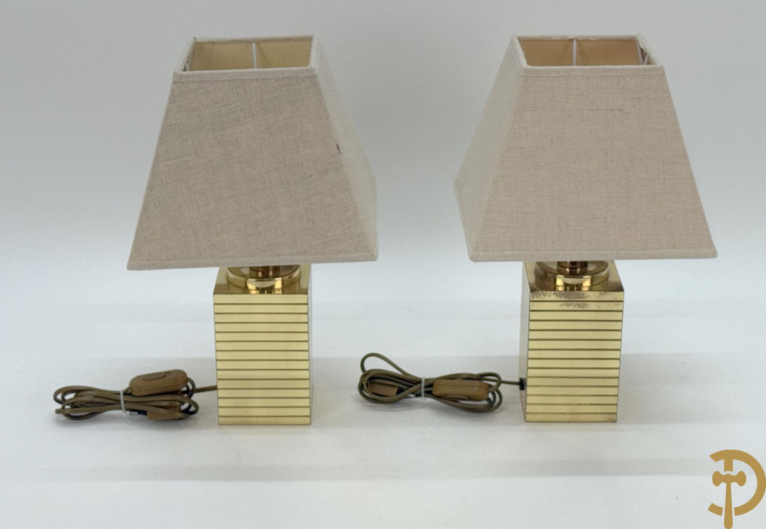 Paar vintage lampadaires op koperen voet