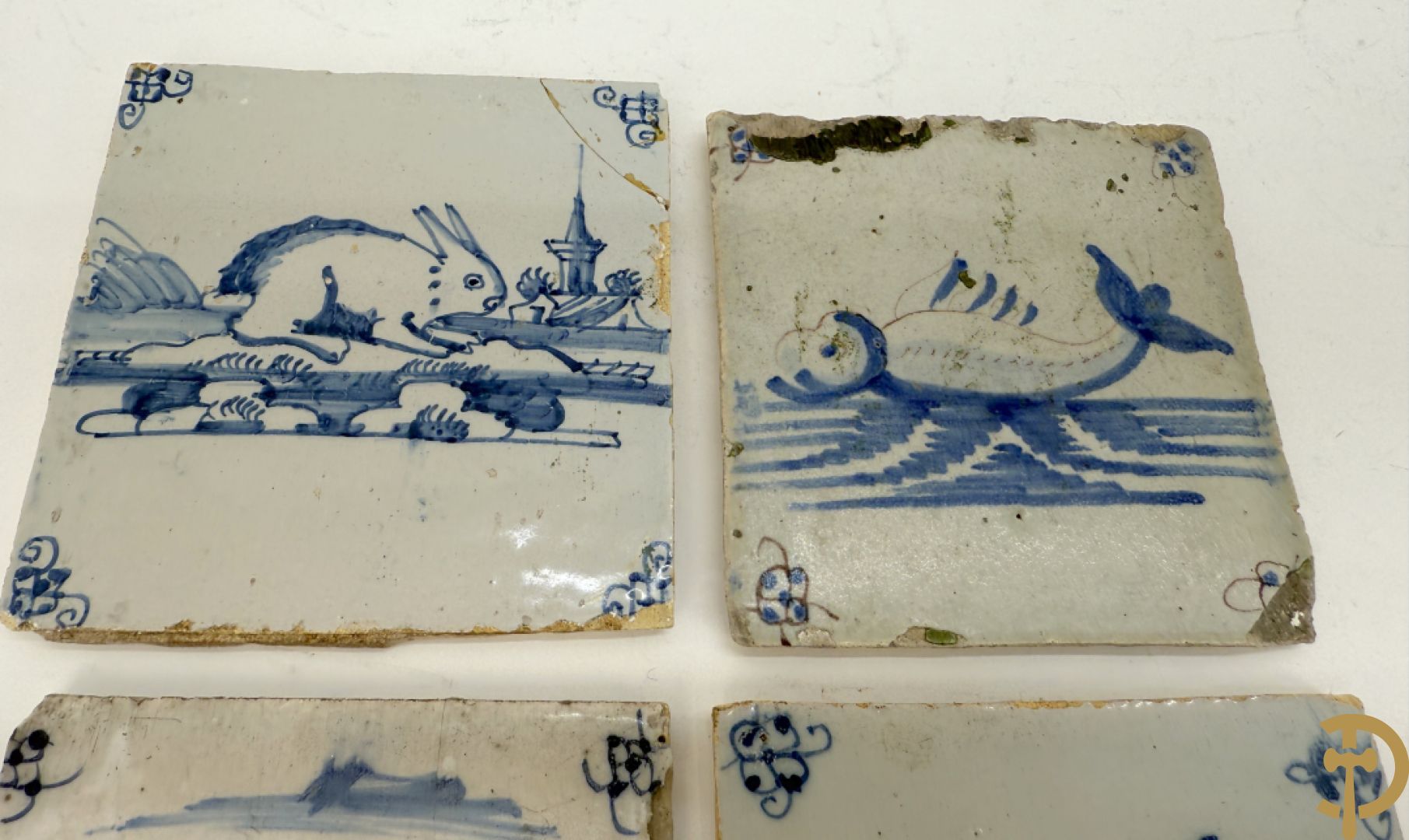 Lot 18e faience tegeltjes w..o. Delfts en Vlaams + Delftse potiche