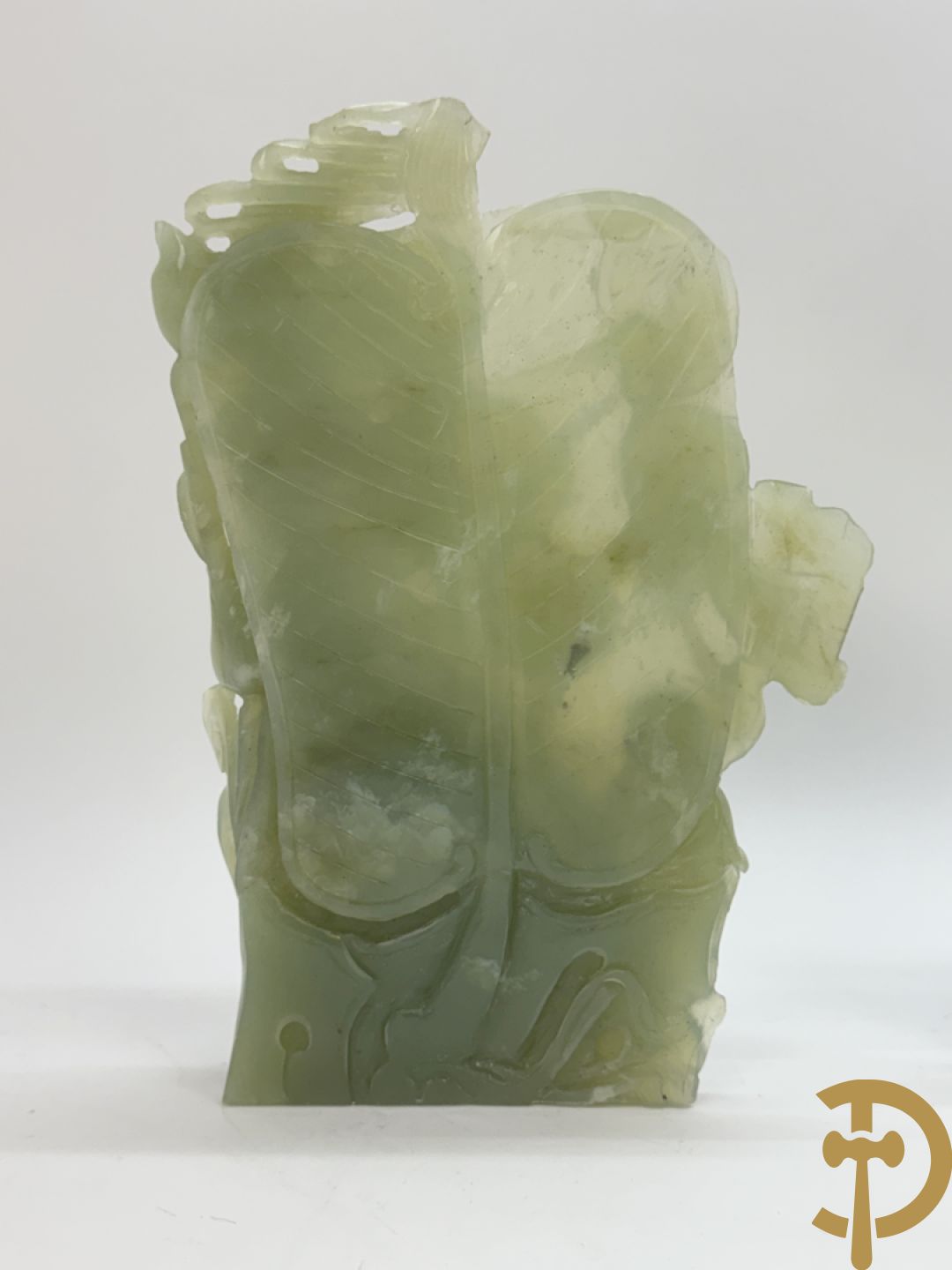 Aziatische sculptuur in jadeiet 