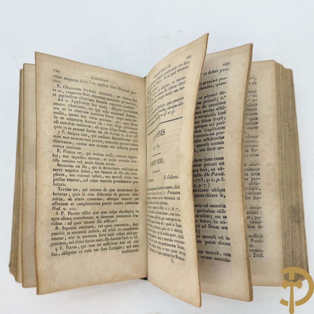 Reeks oude theologische boeken met lederen kaft 17e-18e w.o. Moralis Christiana, Missale Romanum  en Bibliorum Concordantia