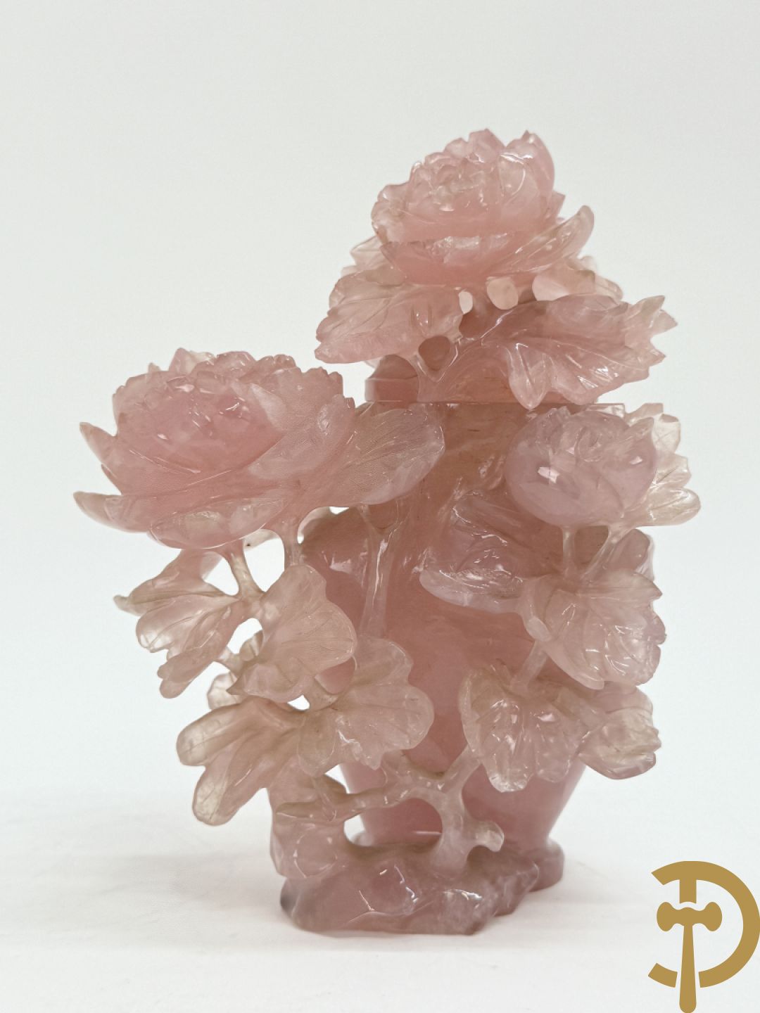 Brule parfum met bloemenmotieven in quartz + brule parfum in jadeiet + brule parfum met salamanders