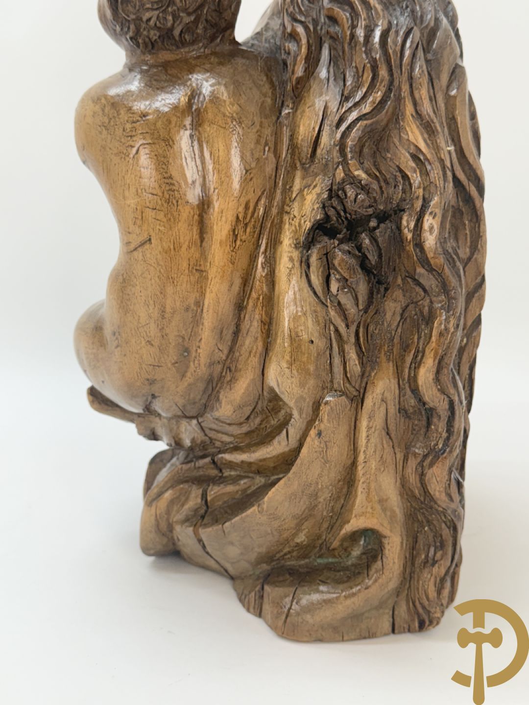 Houtsculptuur Madonna met kind