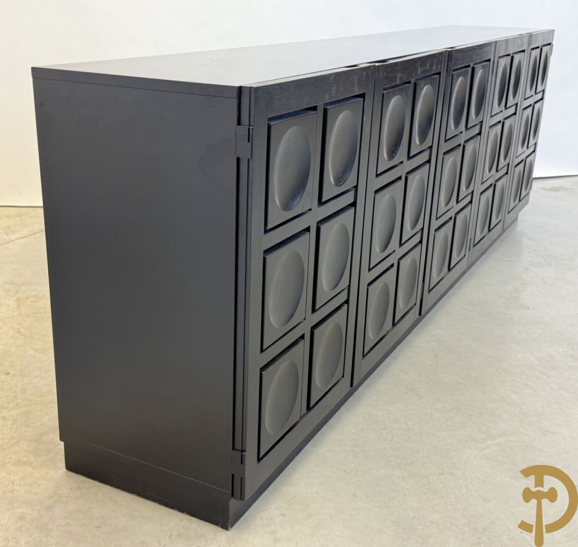 Zwartgelakte brutalistische vijfdeurs sideboard met ingewerkte lades, model Torino, ontwerper Frans Defour