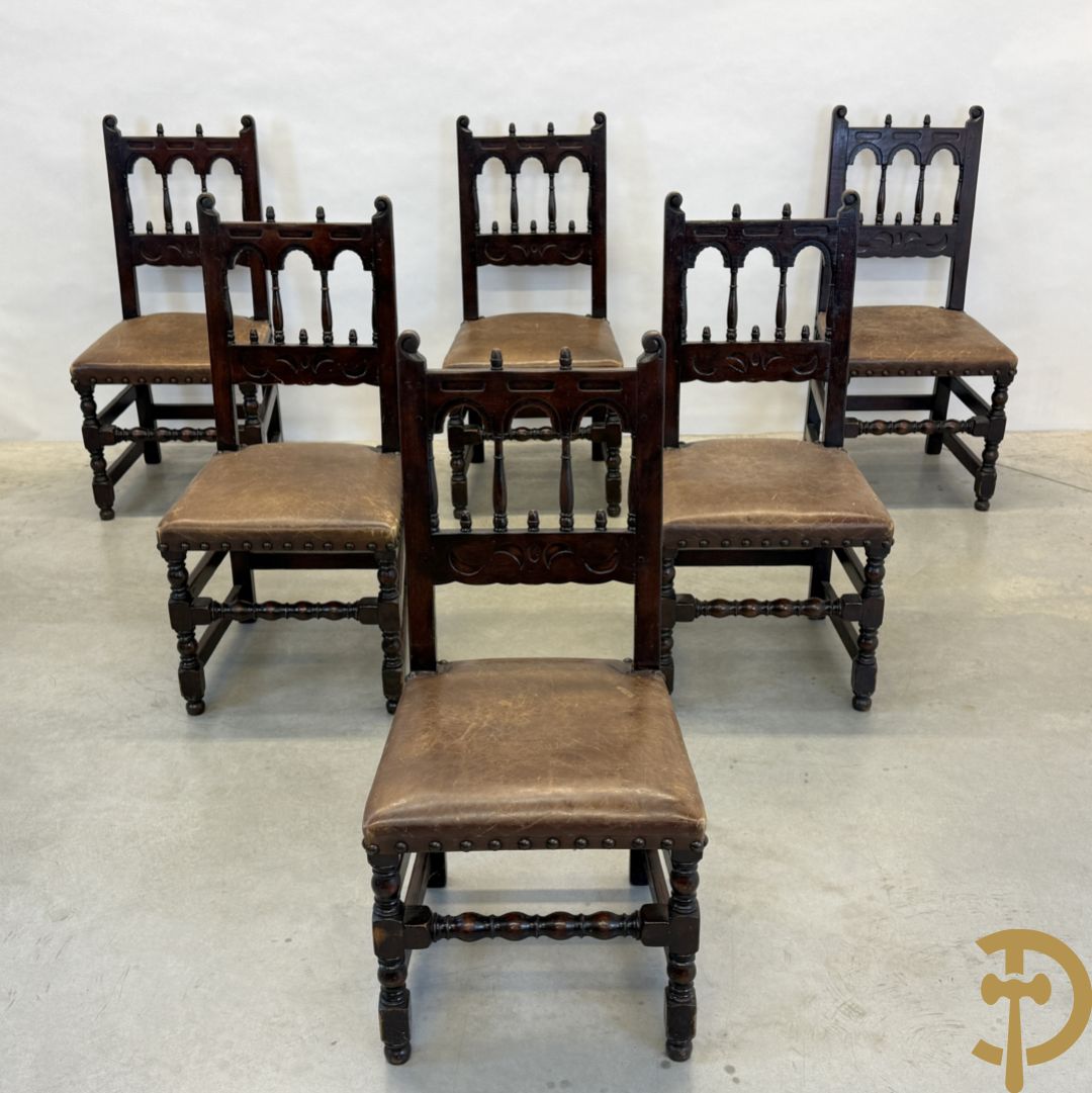 Grote massief eiken openklapbare gatelegg tafel + 6 Engelse eiken stoelen met lederen zitting