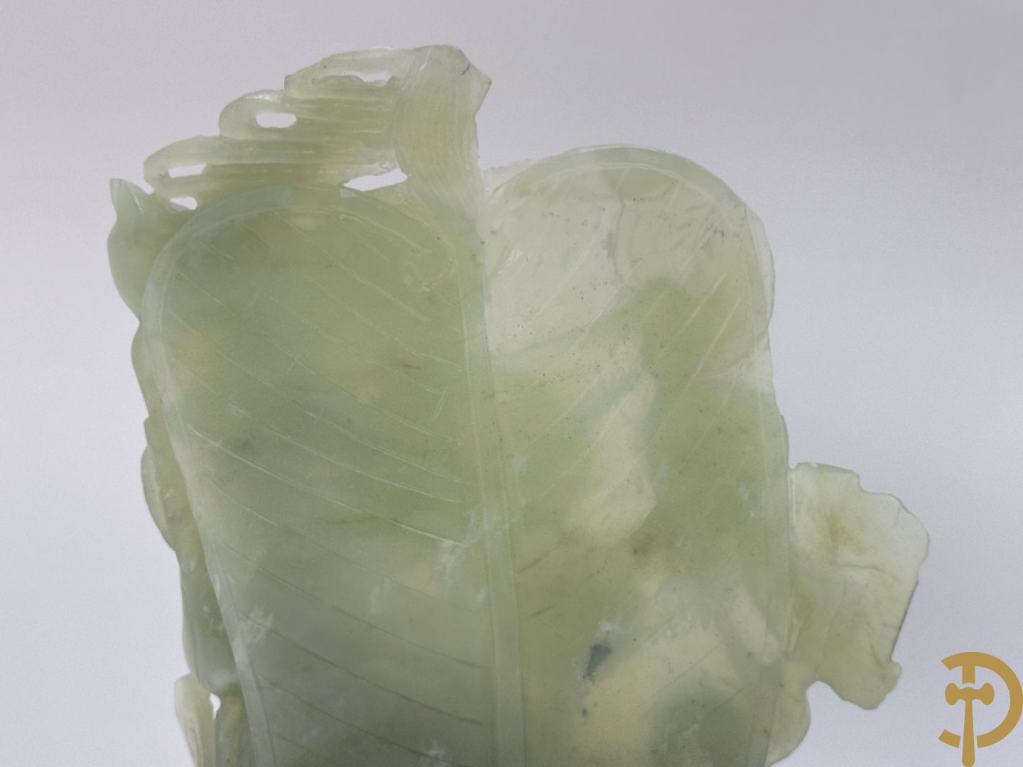 Aziatische sculptuur in jadeiet 