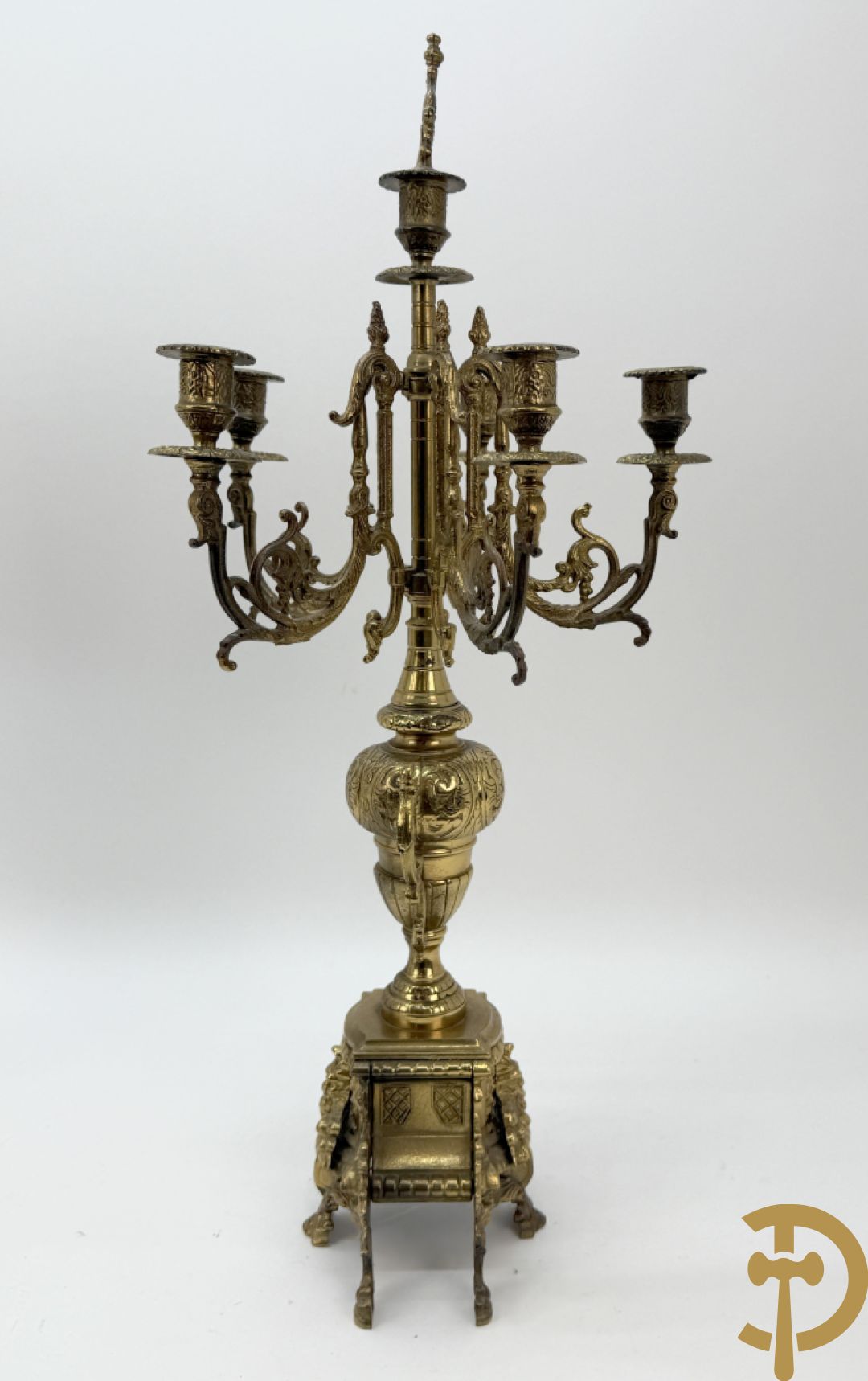 Driedelige vuurvergulde bronzen garnituur, Neo Renaissance stijl