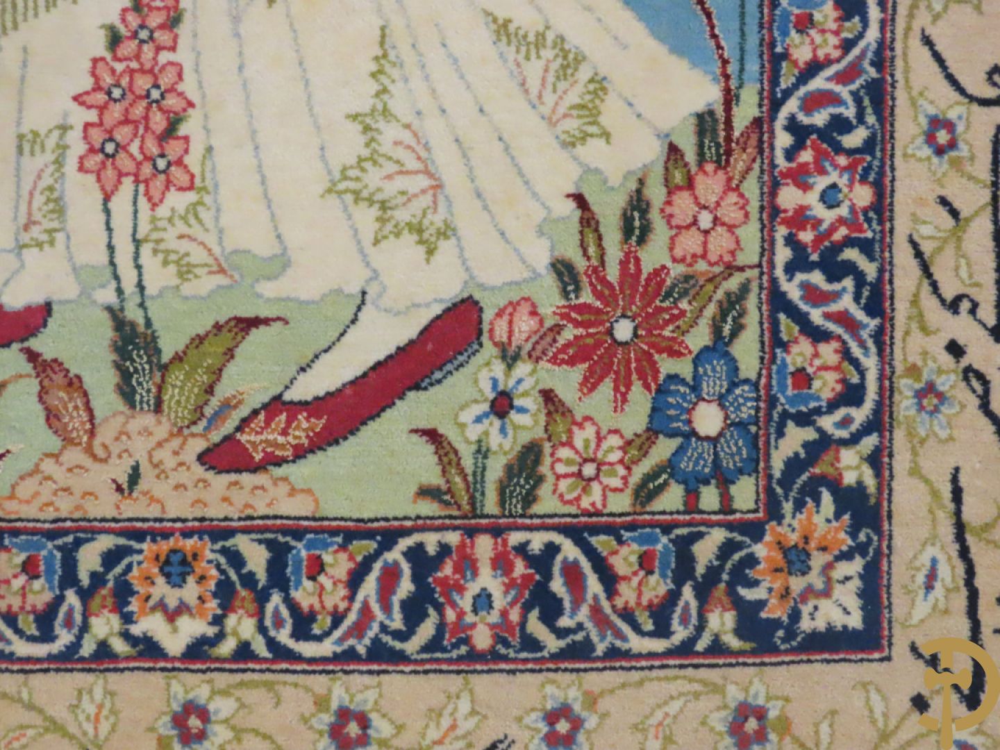 Perzisch handgeknoopt tapijt ispahan met figuratieve voorstelling van elegant koppel bij ouderling in landschap - getekend