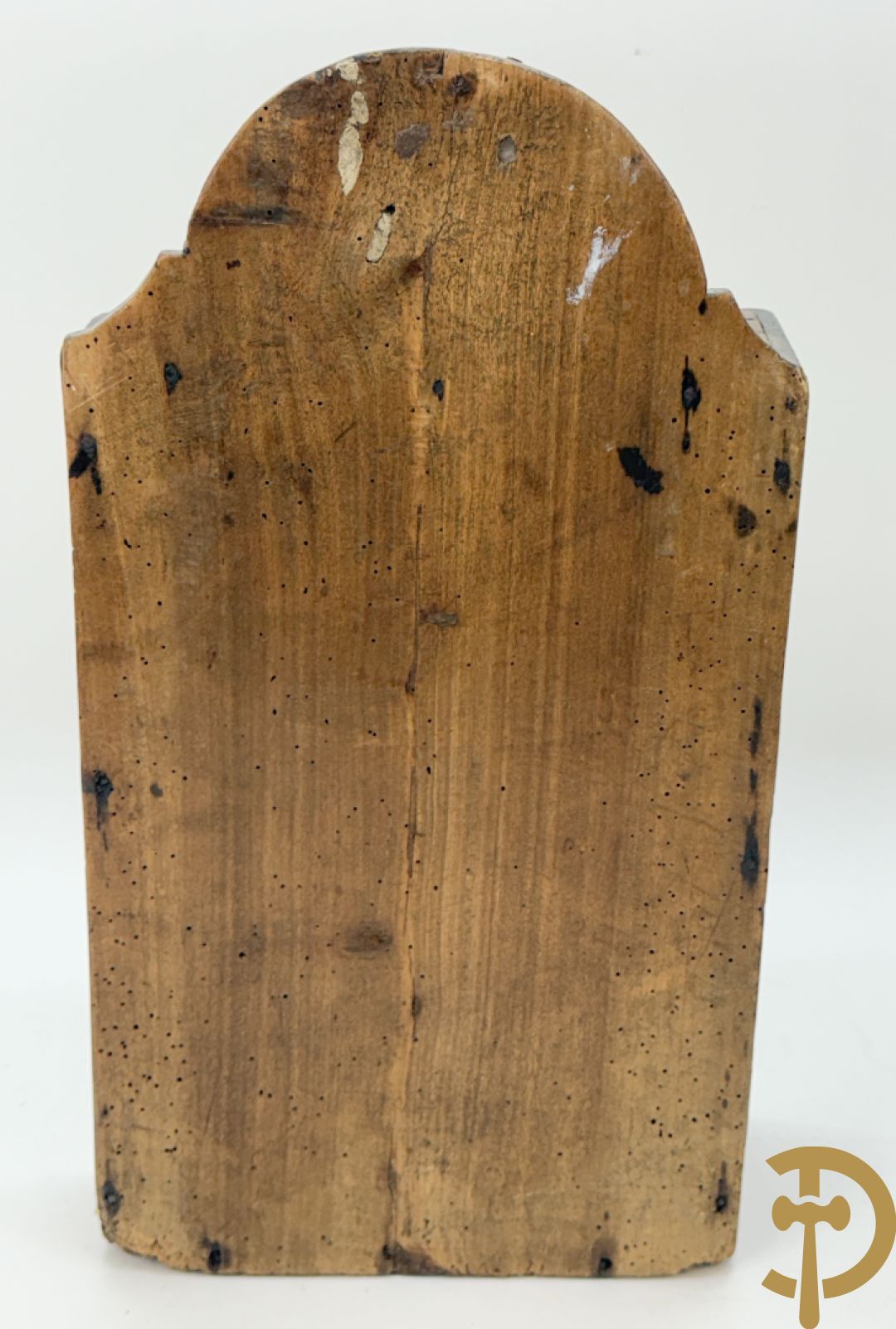 Lot folklore w.o. antieke gemerkte (IBT BCR) houten muurdoos 1845, karner zonder stok, antieke houten veldfles (gourde) 19e + houten sculptuurtje