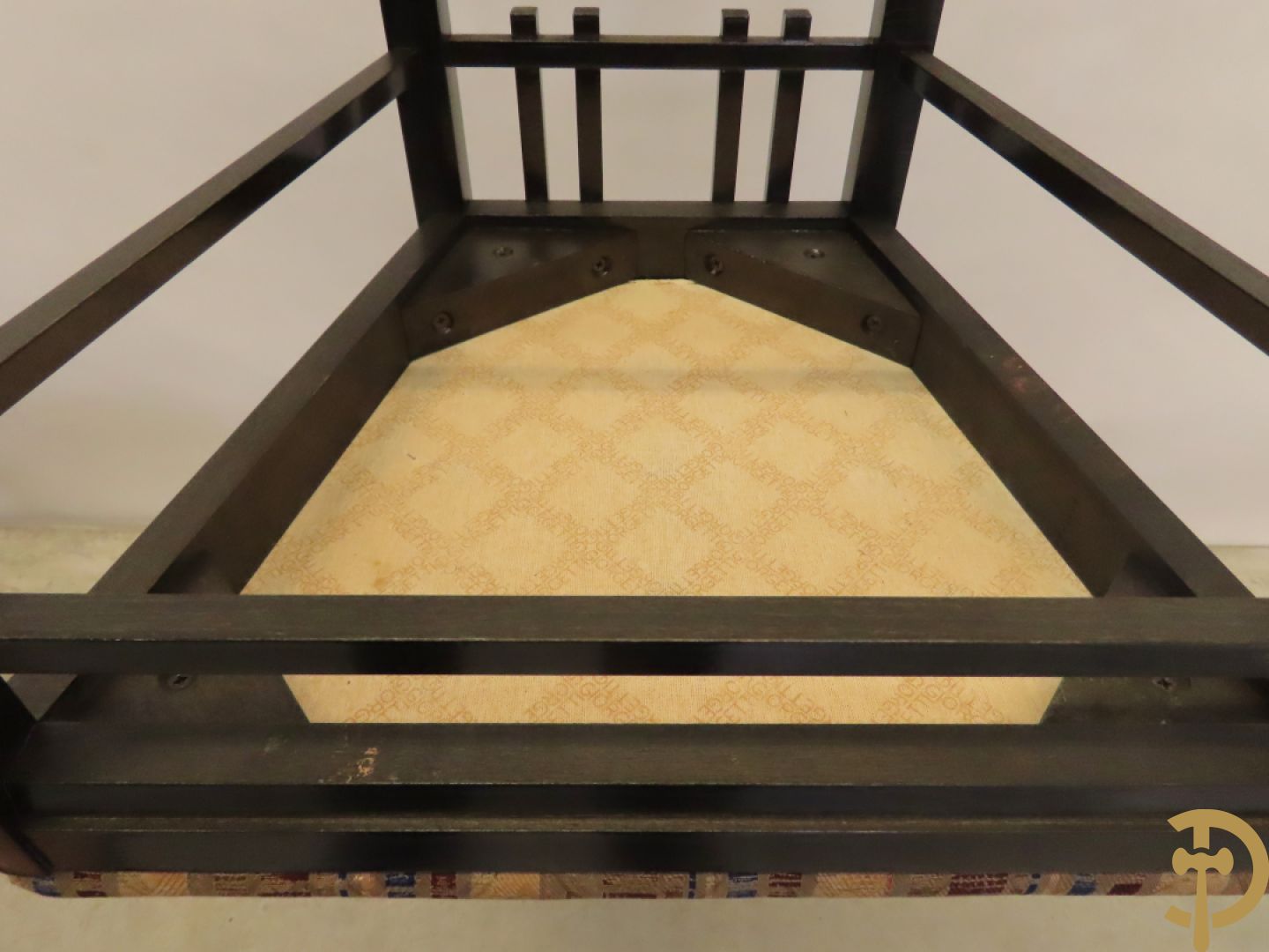 Grote ovale tafel van de Italiaanse ontwerper Umberto Asnago voor Giorgetti + 10 bijhorende hoogleunige stoelen