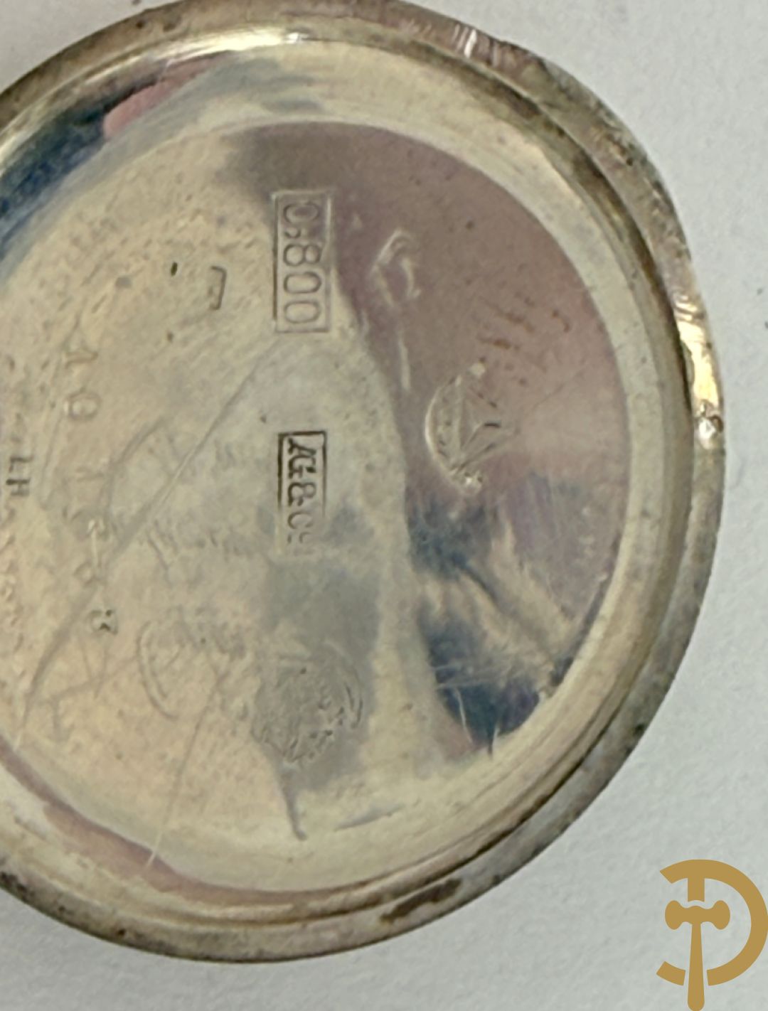 3 kleine dameszakhorloges + dameshorloge met zilveren kast