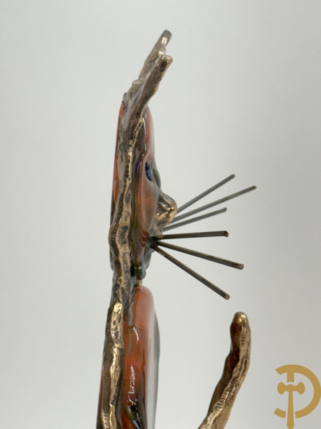 LOHE getekend - Bronssculptuur van poes met glaspasta