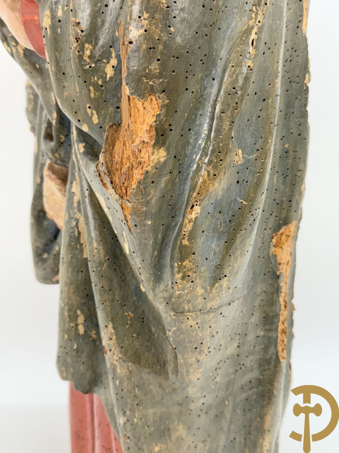 Gepolychromeerde houtsculptuur Madonna met rode jurk en kind, 18e