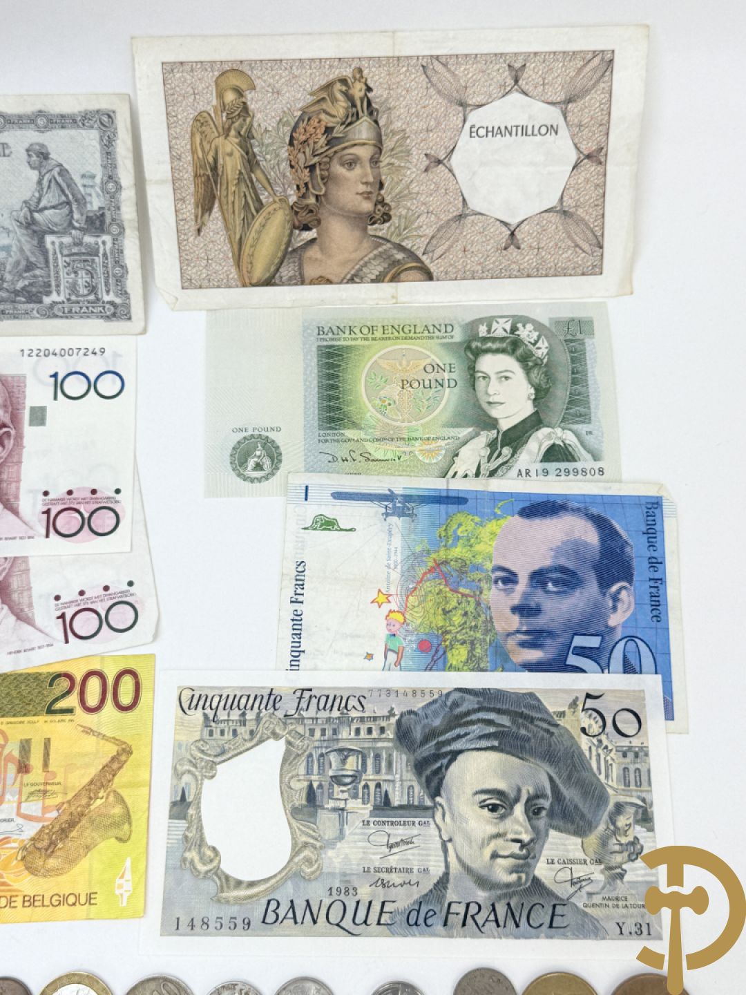Verzameling munten Belgisch, Duits en Frans + verzamelmapje munten met Dirk Frimout uit 1992 + ingepakte eerste euro minikit + oude bankbiljetten van Frankrijk en België