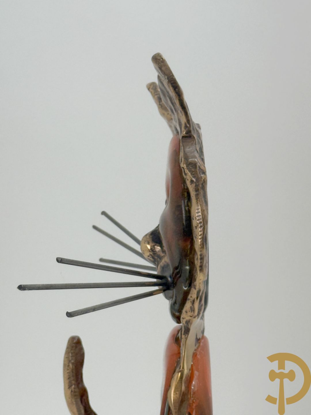 LOHE getekend - Bronssculptuur van poes met glaspasta