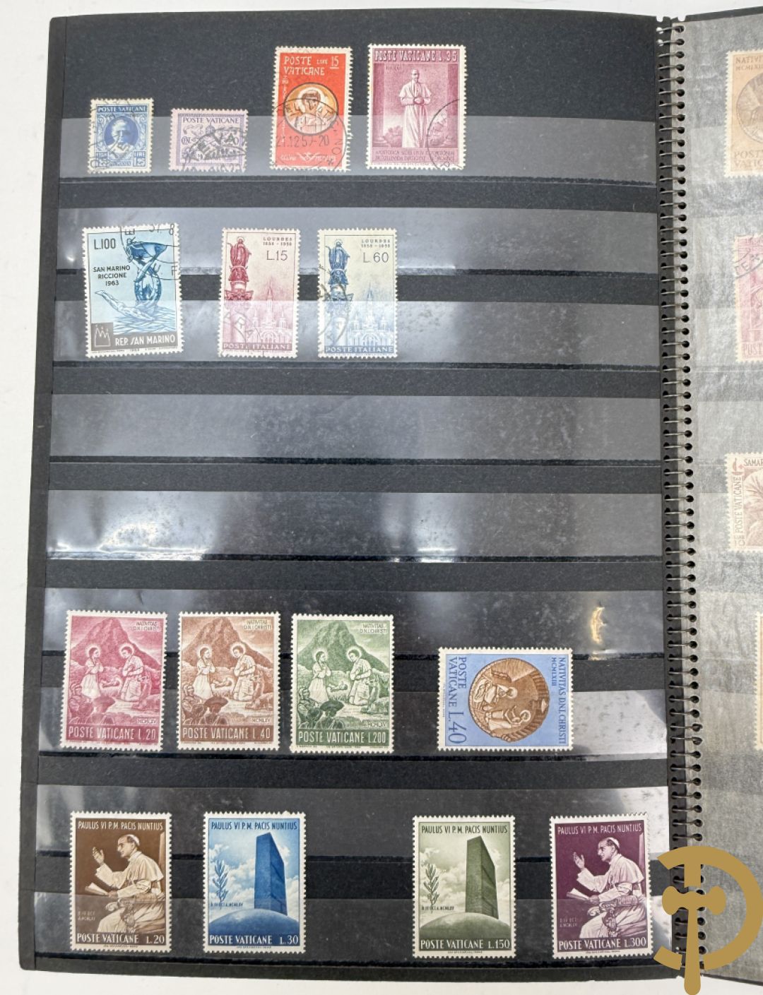 10 postzegelalbums van o.a. Duitsland, Congo, België, ... - Heel divers met veel zeldzame zegels