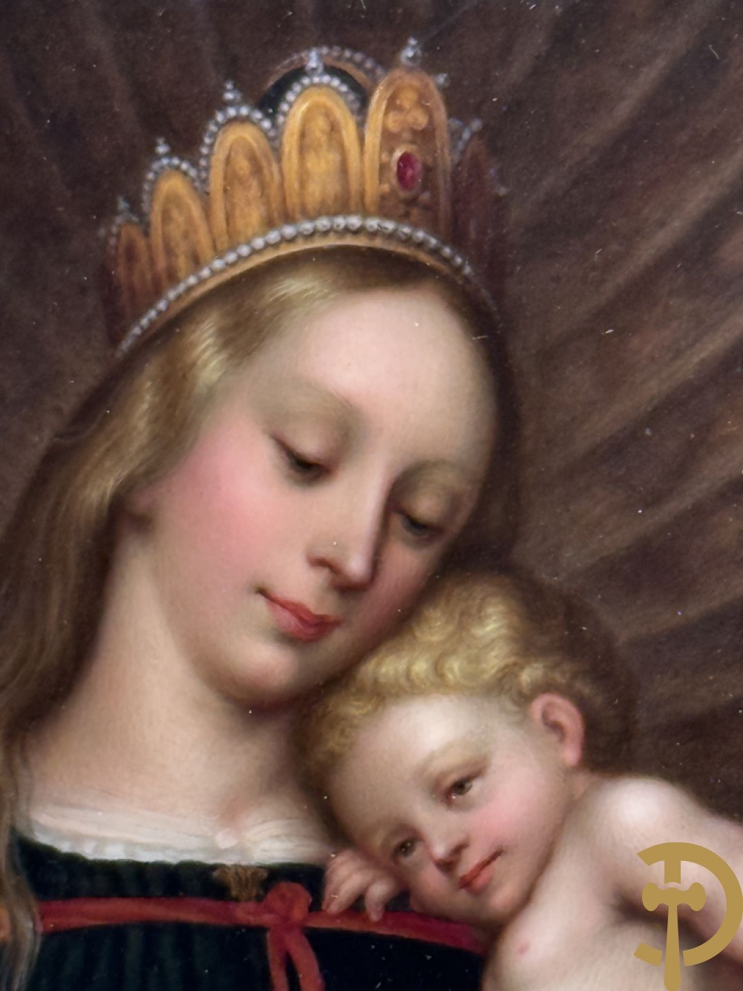 Antieke schilderij met Madonna met kind op porselein beschilderd, naar HOLBEIN