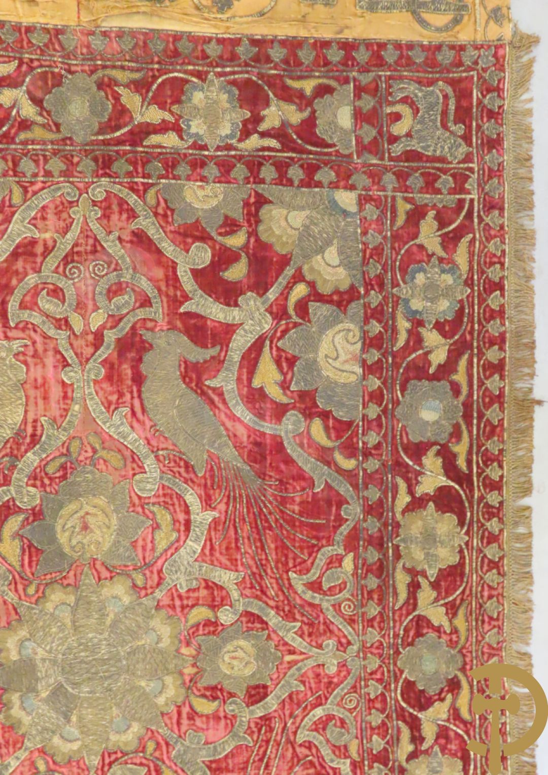 Vroege 19e tapisserie met brocaat van korenaren, paradijsvogels en bloemenmotieven
