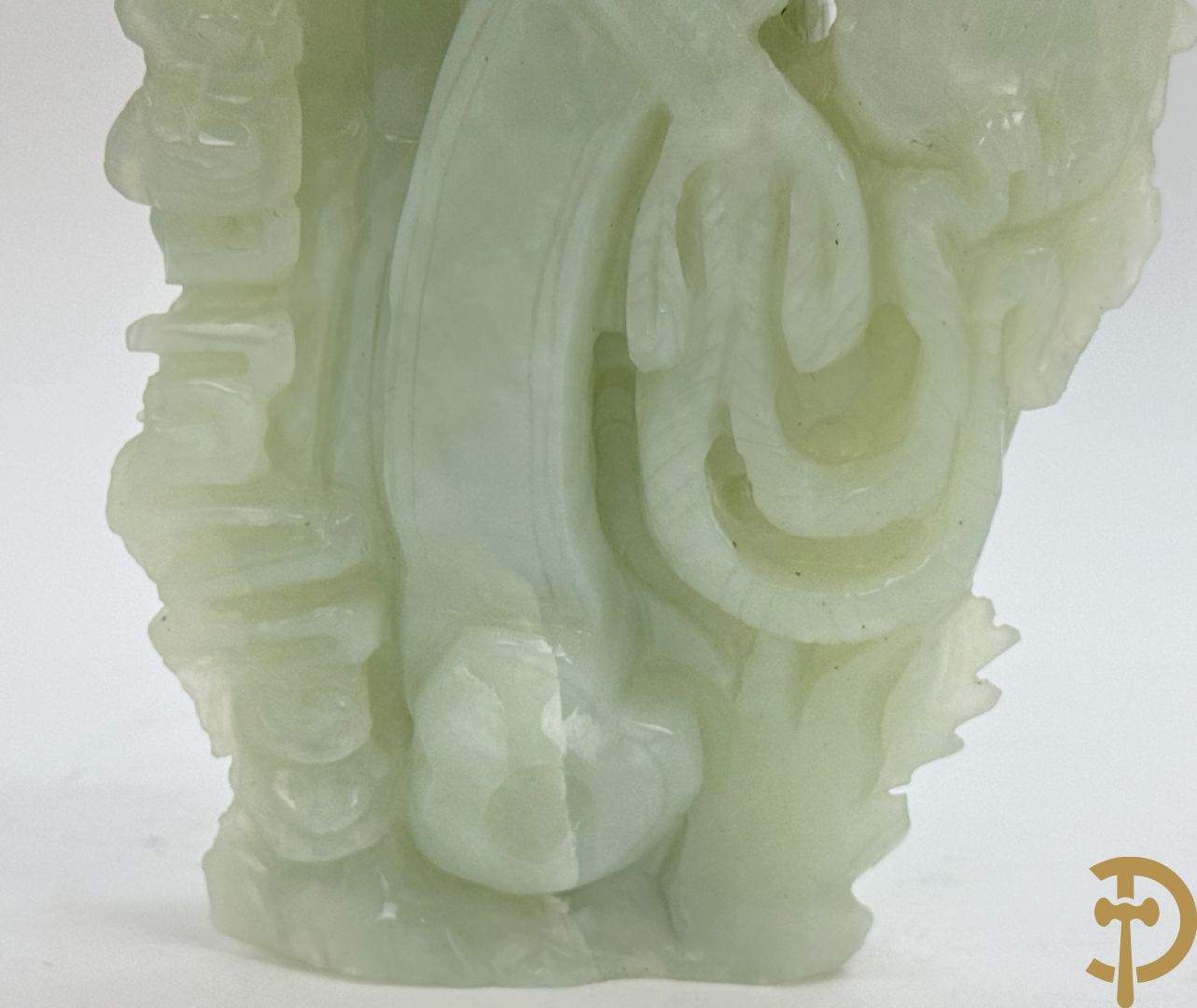 Drie Boedhistische handgesculpteerde stenen wijsgeren in jadeiet en speksteen