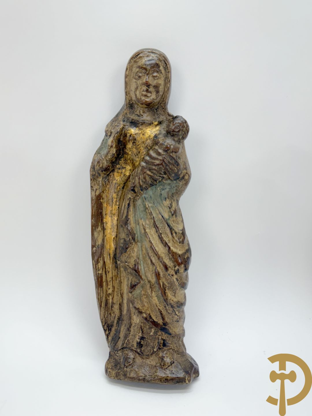 Houtgesculpteerde en vergulde Madonna met kind + gepolychromeerde houten Christusfiguur