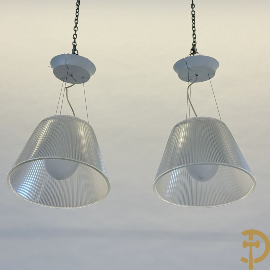 Paar Floss Romeo Moon hanglampen, ontworpen door Starck Philippe