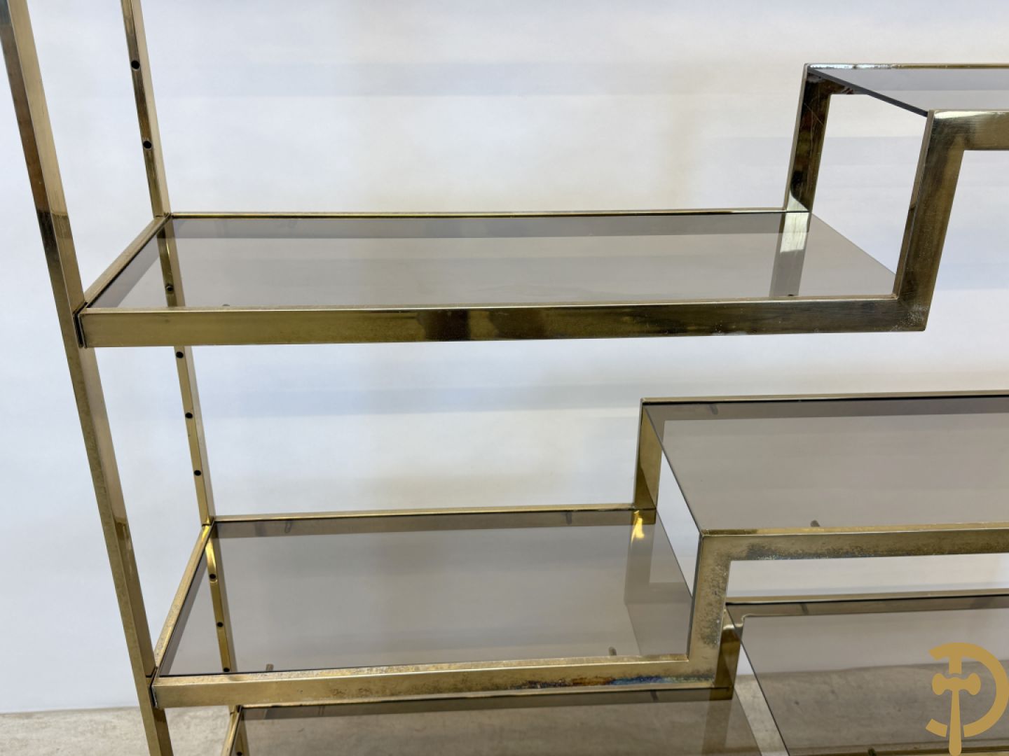 Etagère Belgochrom met fumé glas, jaren 