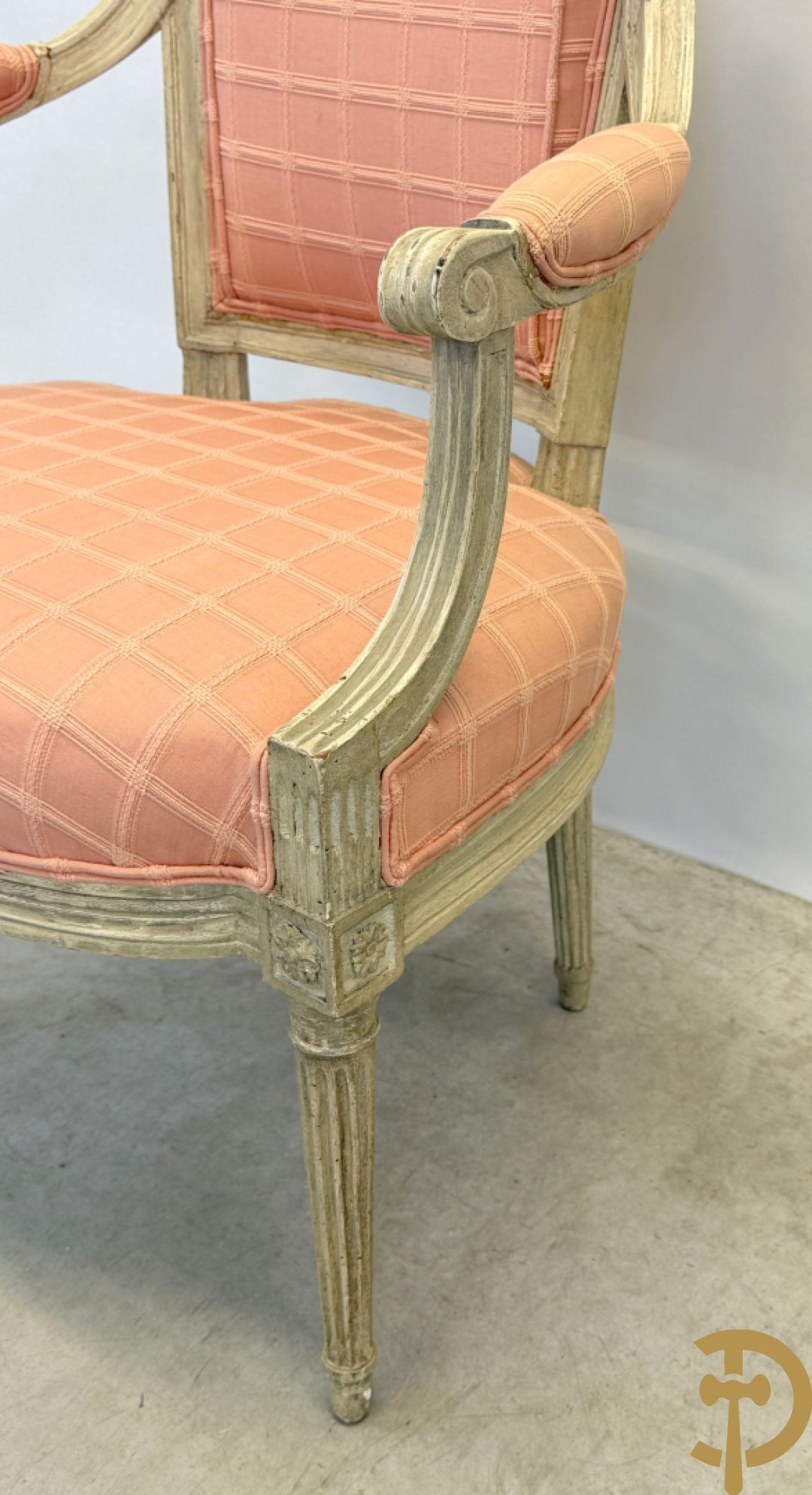 Gemonochromeerde Louis XVI armzetel + Louis XV armzetel met petit points