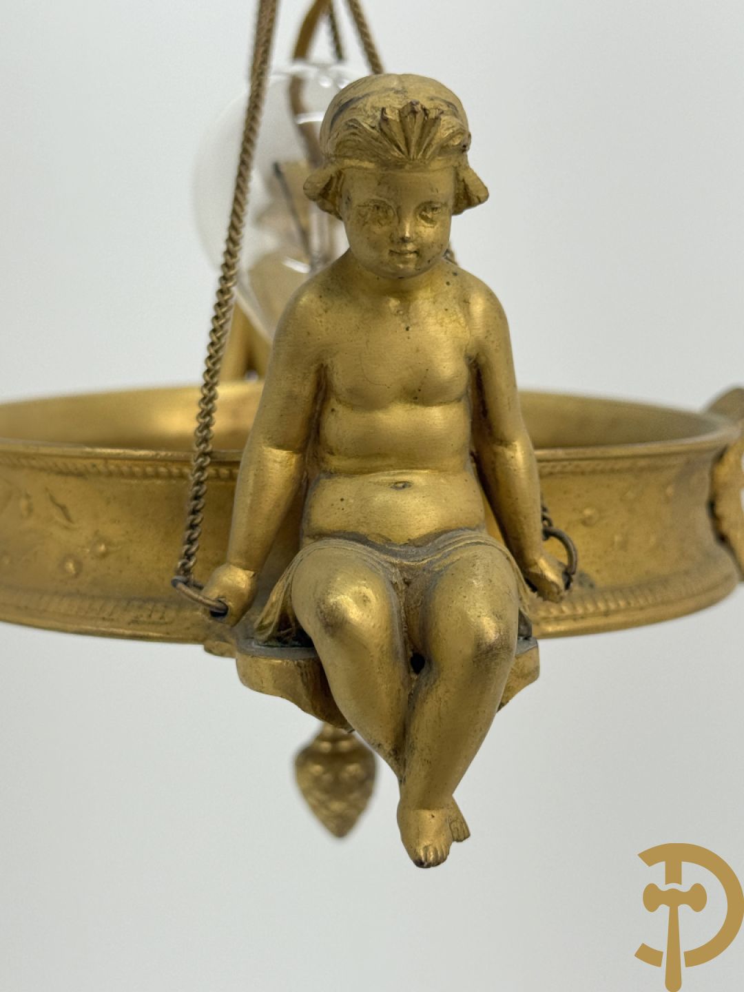 Vuurverguld bronzen hall lantaarntje met zittende cupido