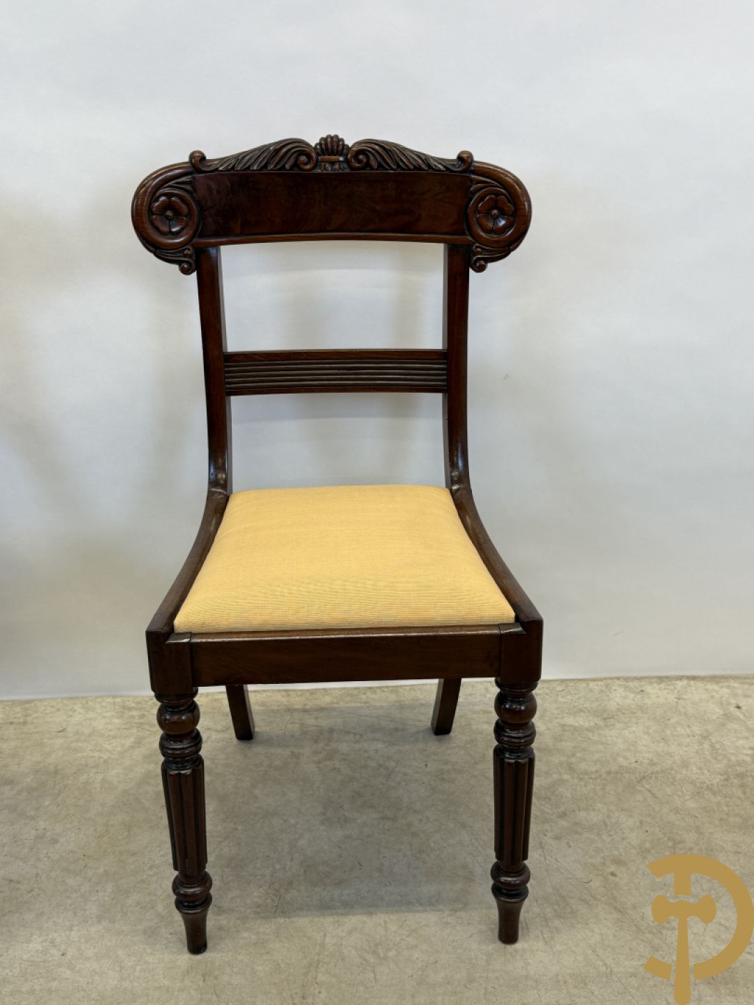 Zes mahoniehouten Charles X stoelen, 19e
