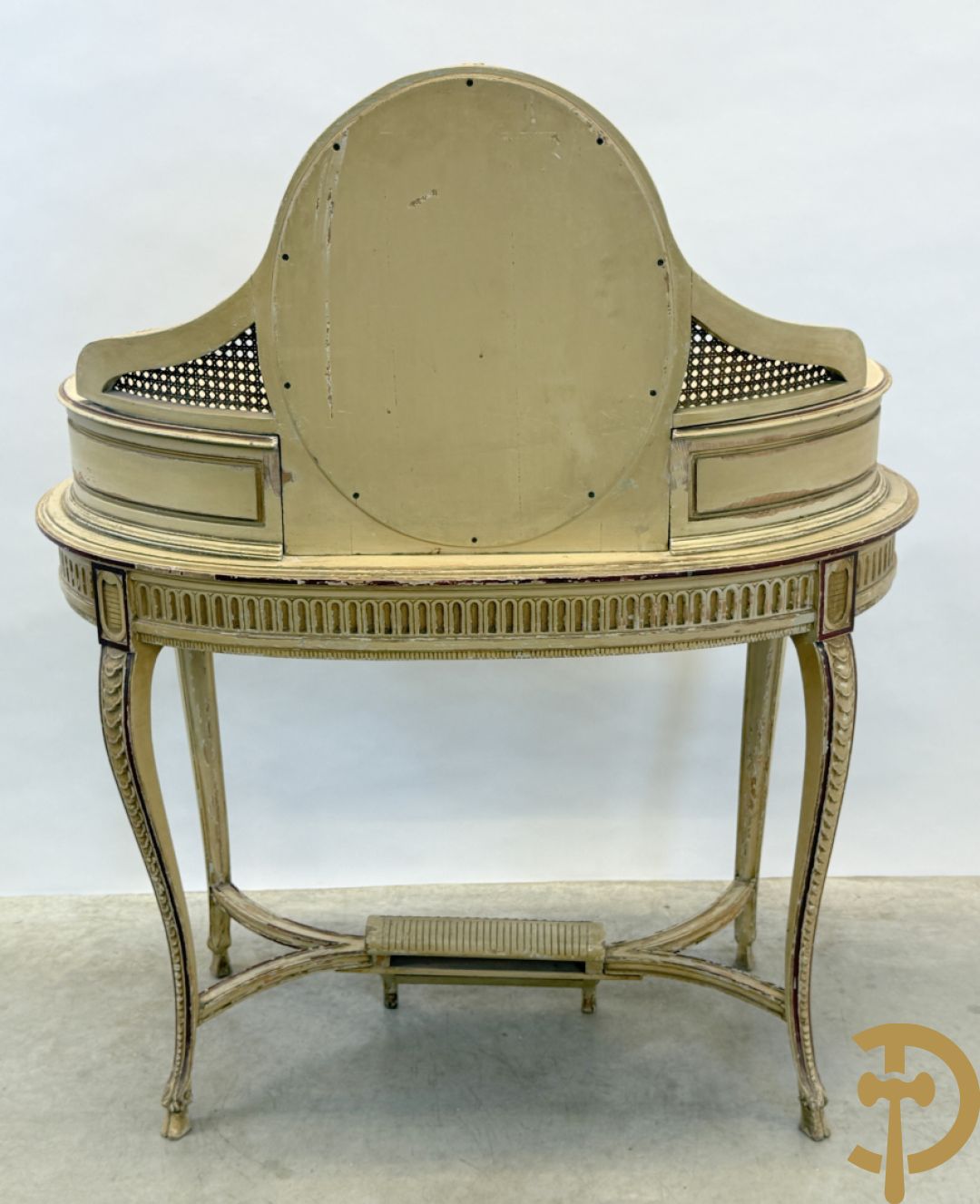 Gepatineerde damesopschiktafel met 5 lades en ovale spiegel, Louis XVI stijl