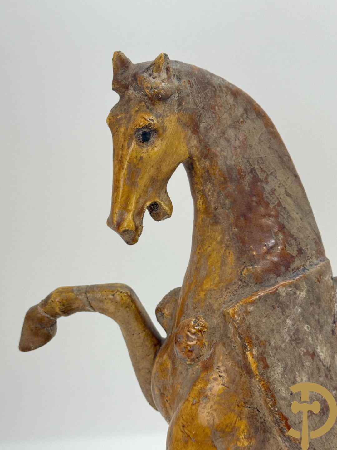 Gekleurd keramieken Aziatisch tang paard