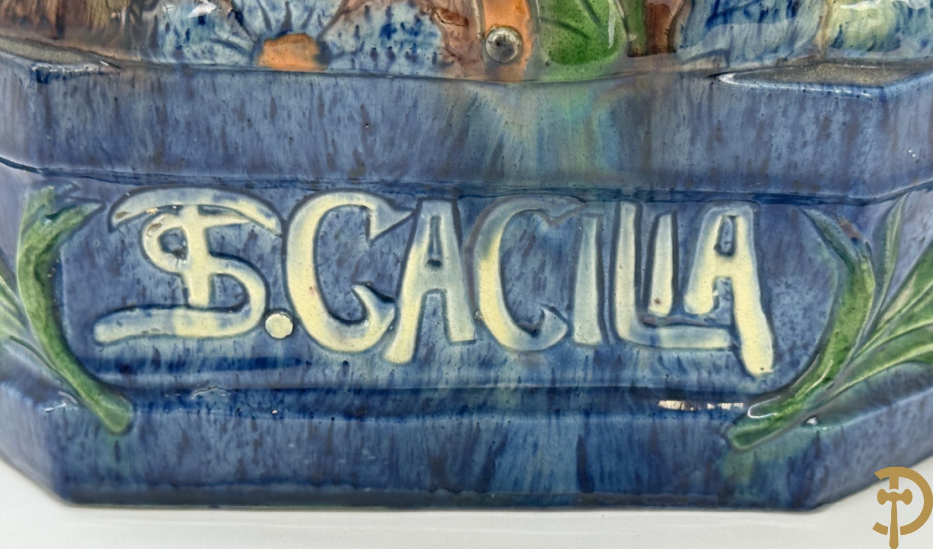 Vlaamse meerkleurige aardewerken Art Nouveau  buste Sint Cecilia