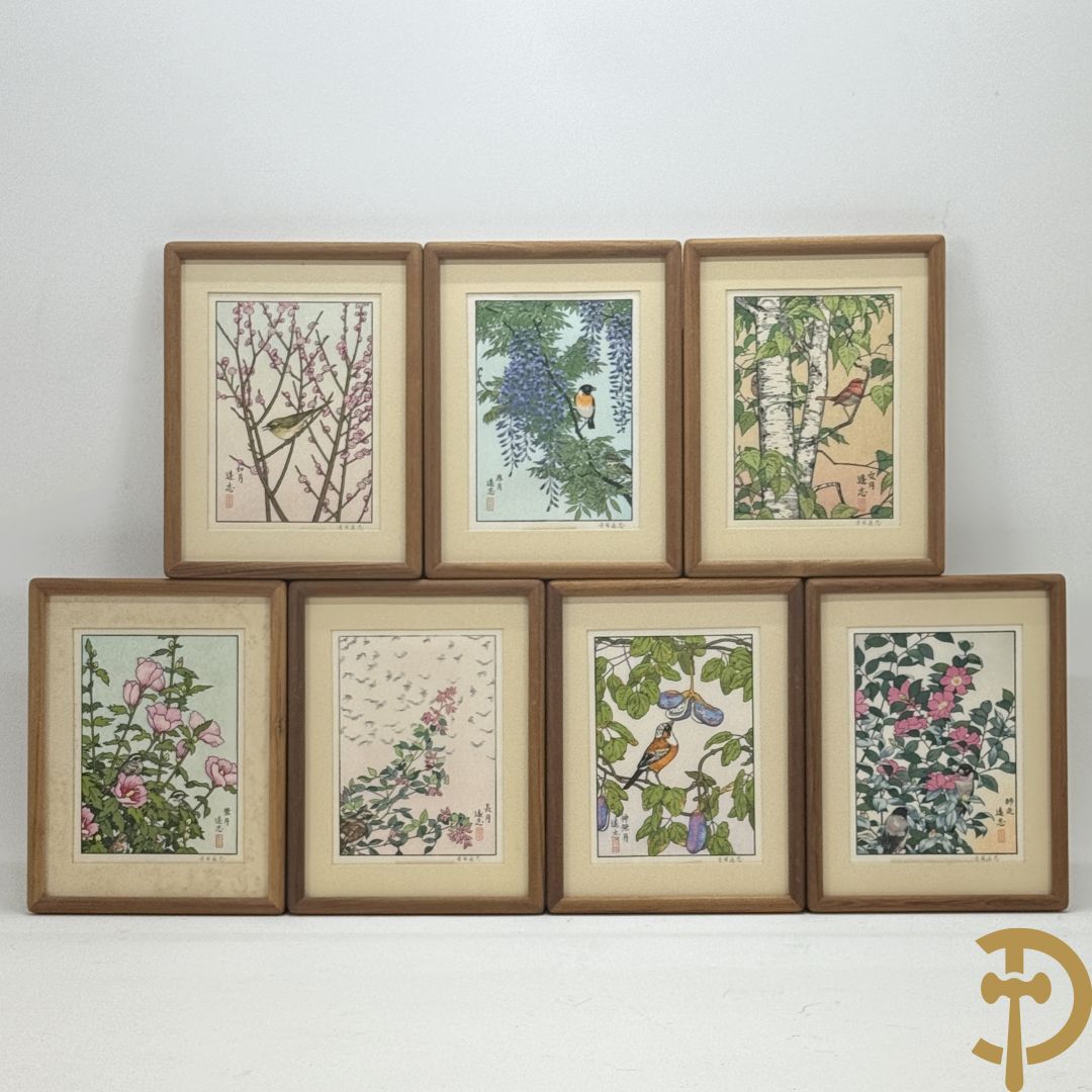 Zeven Japanse drukken met afbeeldingen van fauna en flora, gemaakt door The Franklin Gallery en getekend door Yoshida Toshi