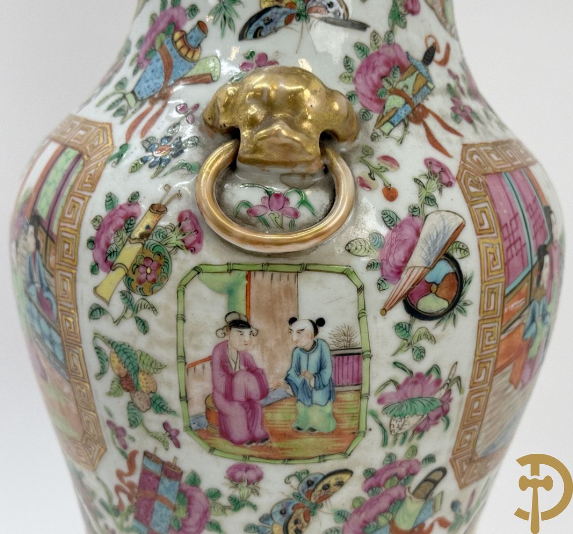 Paar Chinese porseleinen Kanton vazen