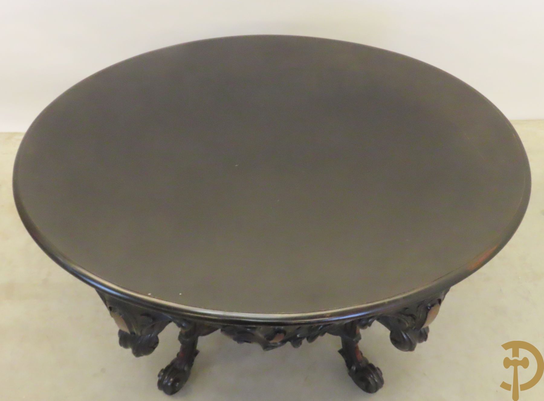 Napoleon III bijzettafel met gesculpteerde rocailles, 19e