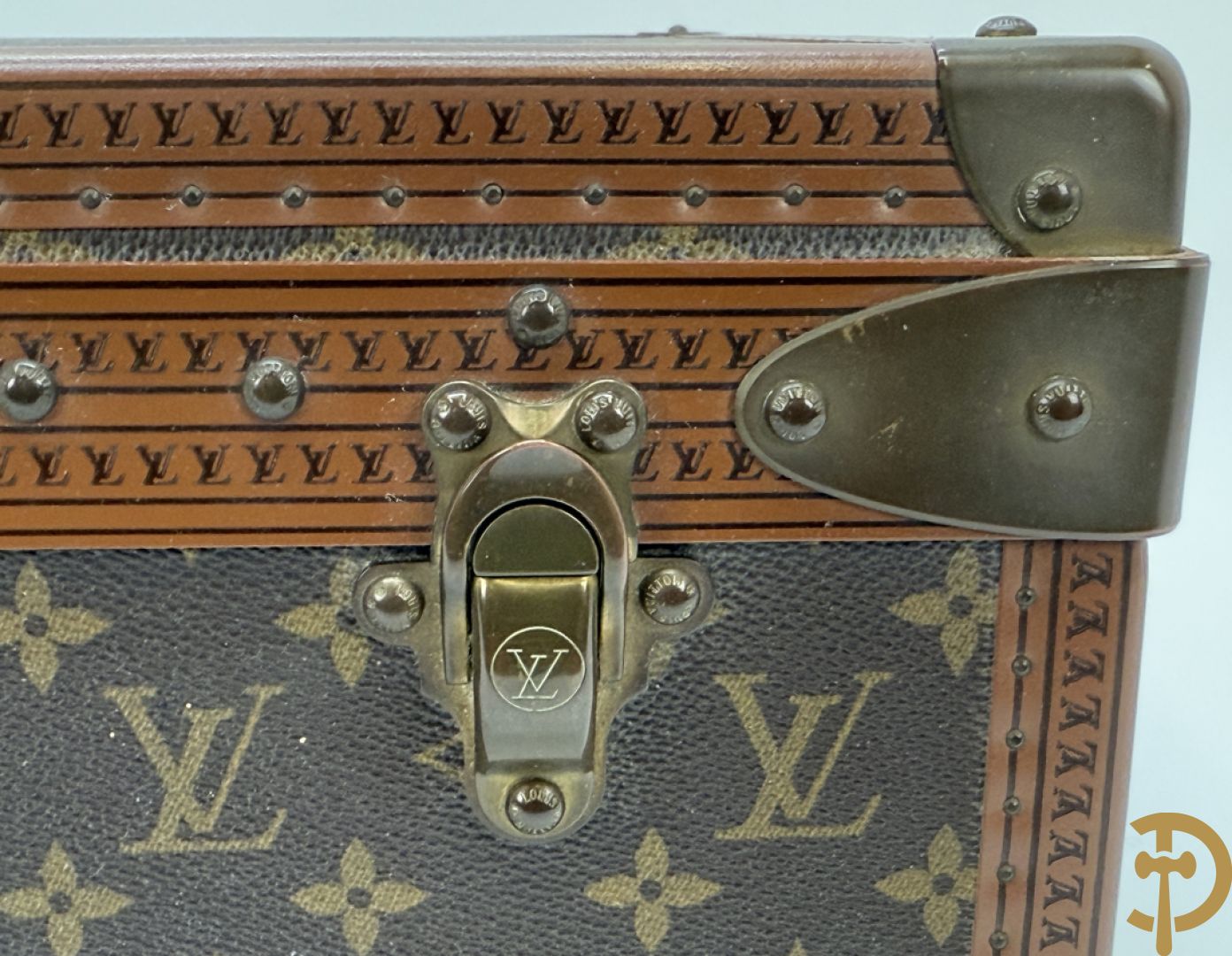Louis Vuitton koffer met onderverdeling, genummerd 951674