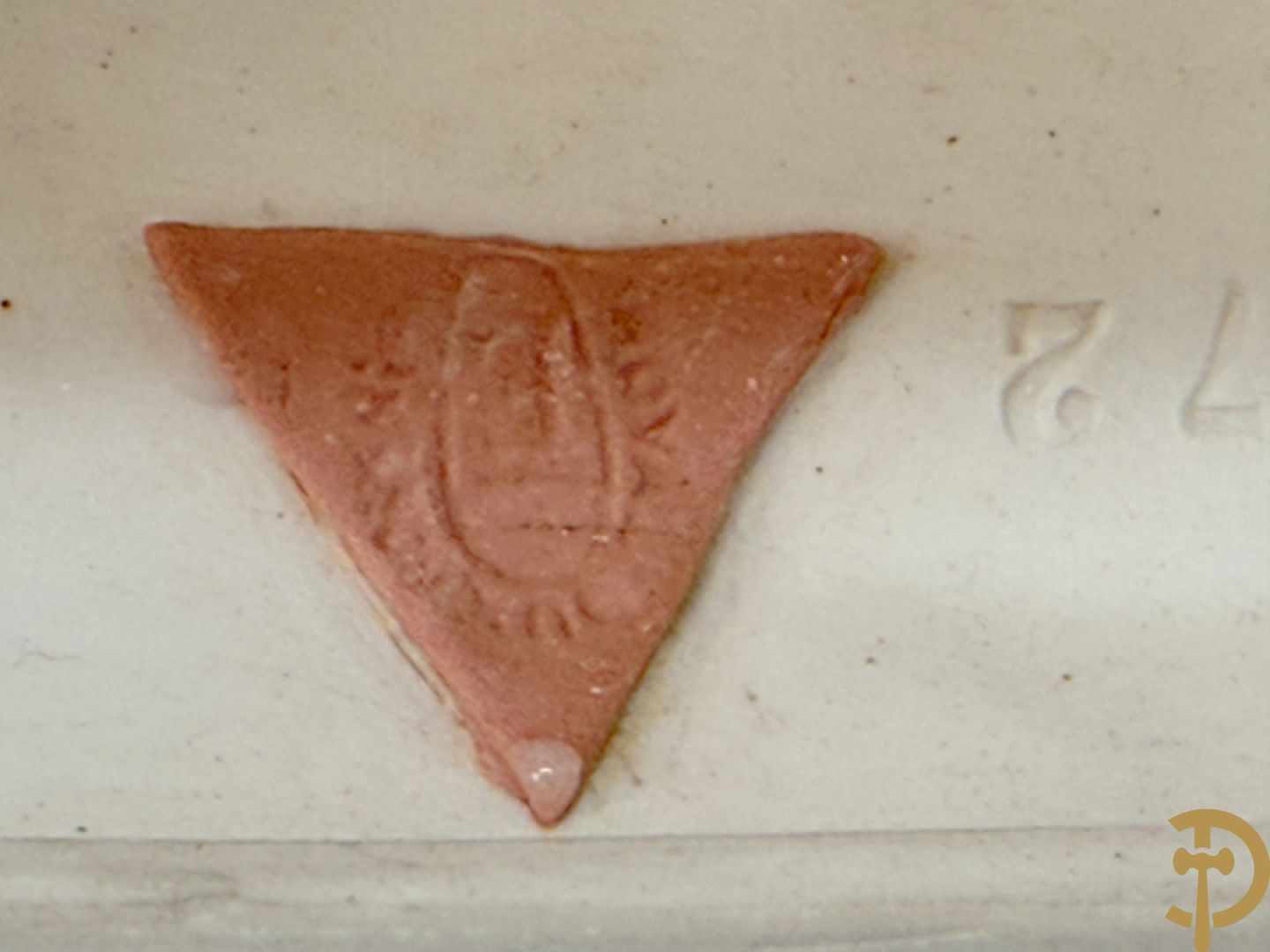 Paardenmenner in Royal Dux, onderaan gemerkt nr. 2072