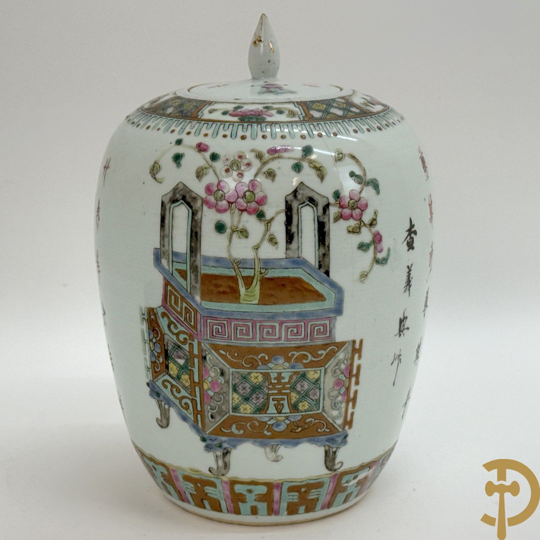 Chinese porseleinen dekselpotiche met antiquiteitendecor