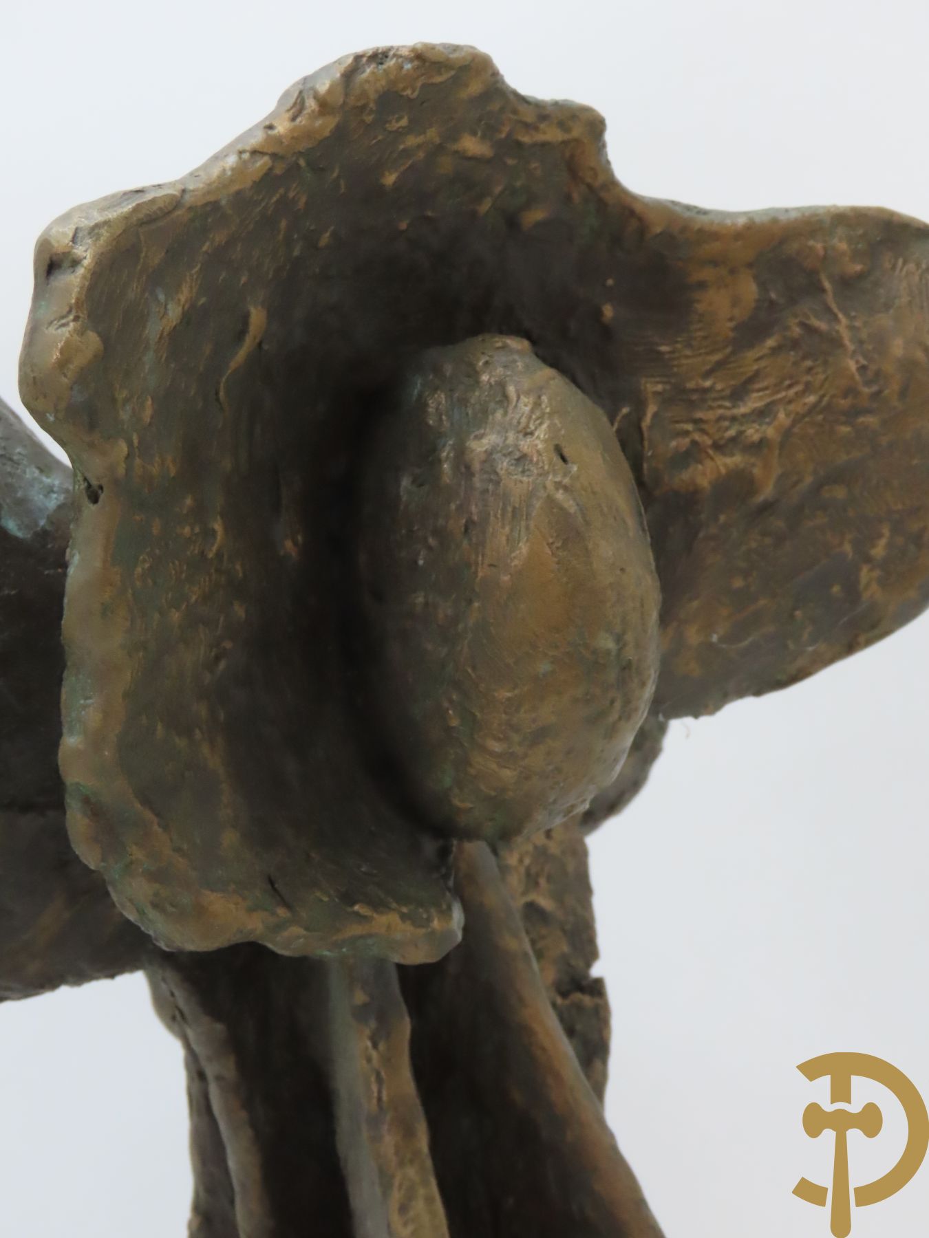 Lampens Marc (van) LM gemonogrammeerd - Bronzen gepatineerde bloem