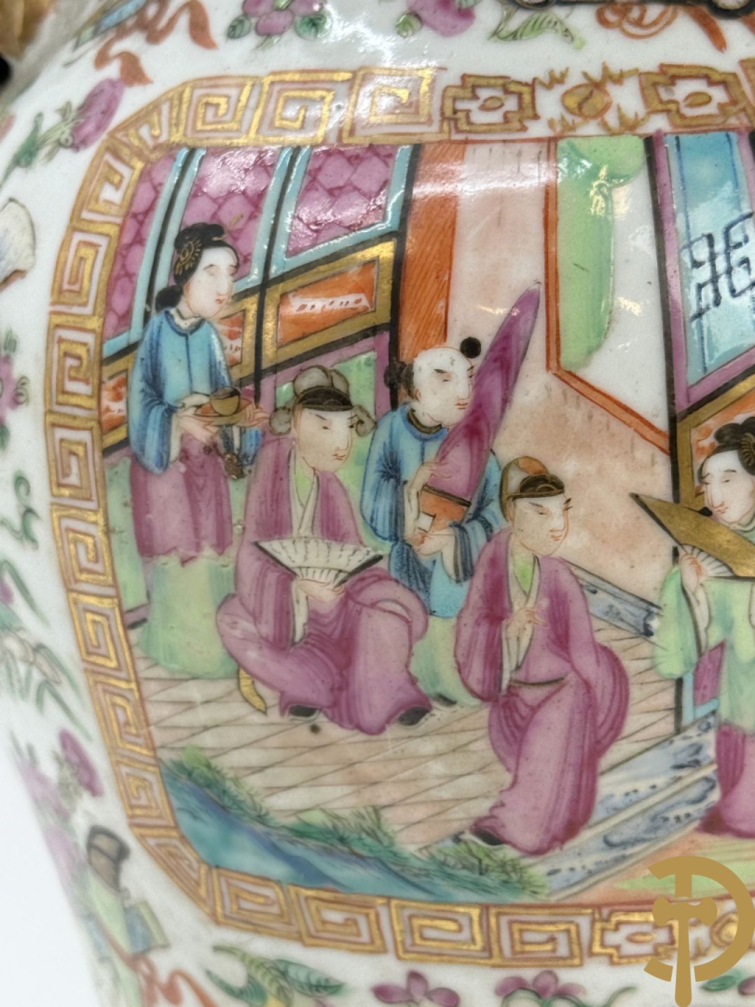 Paar Chinese porseleinen Kanton vazen