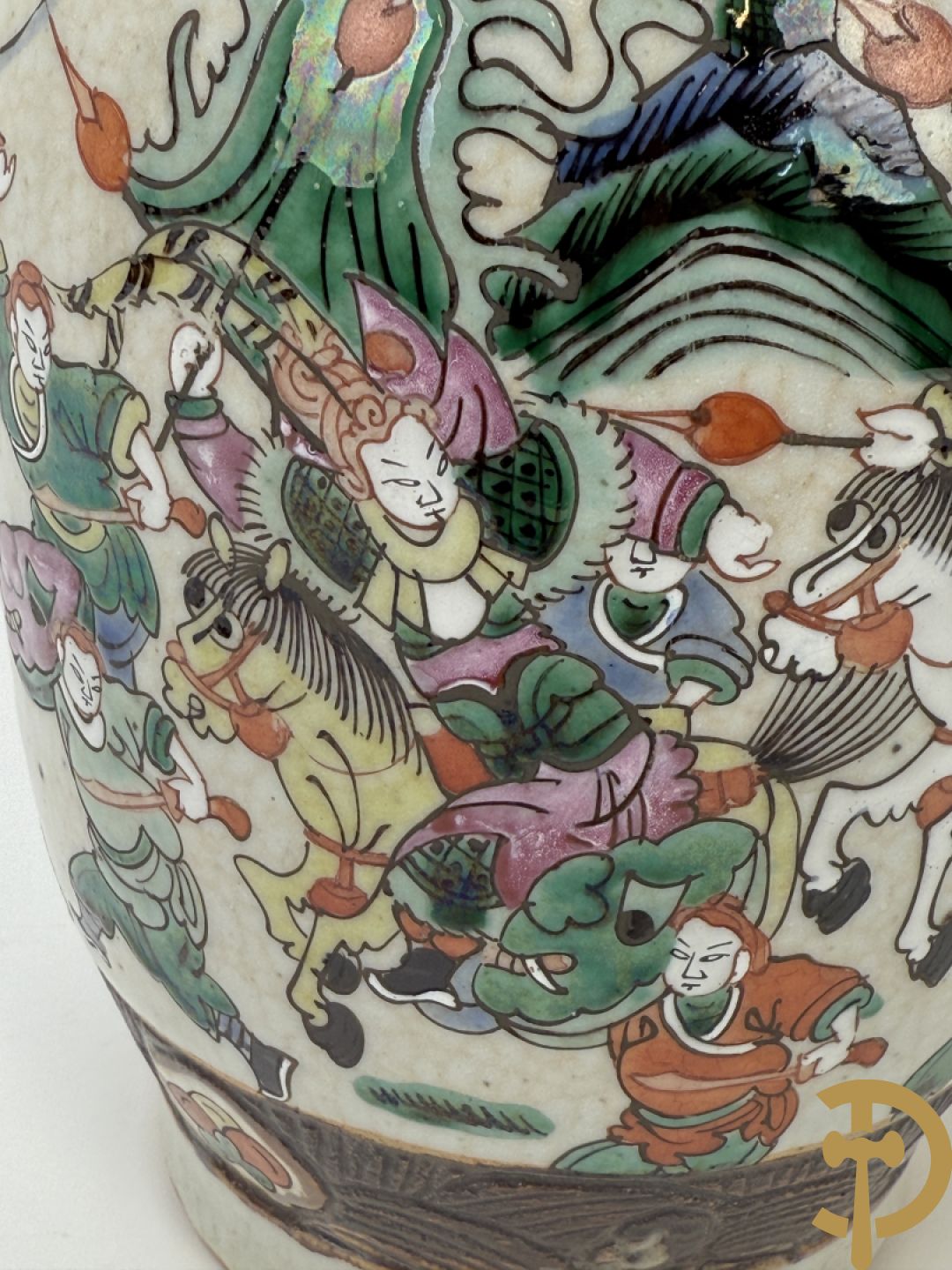 Paar Nankin vazen met krijgerdecor