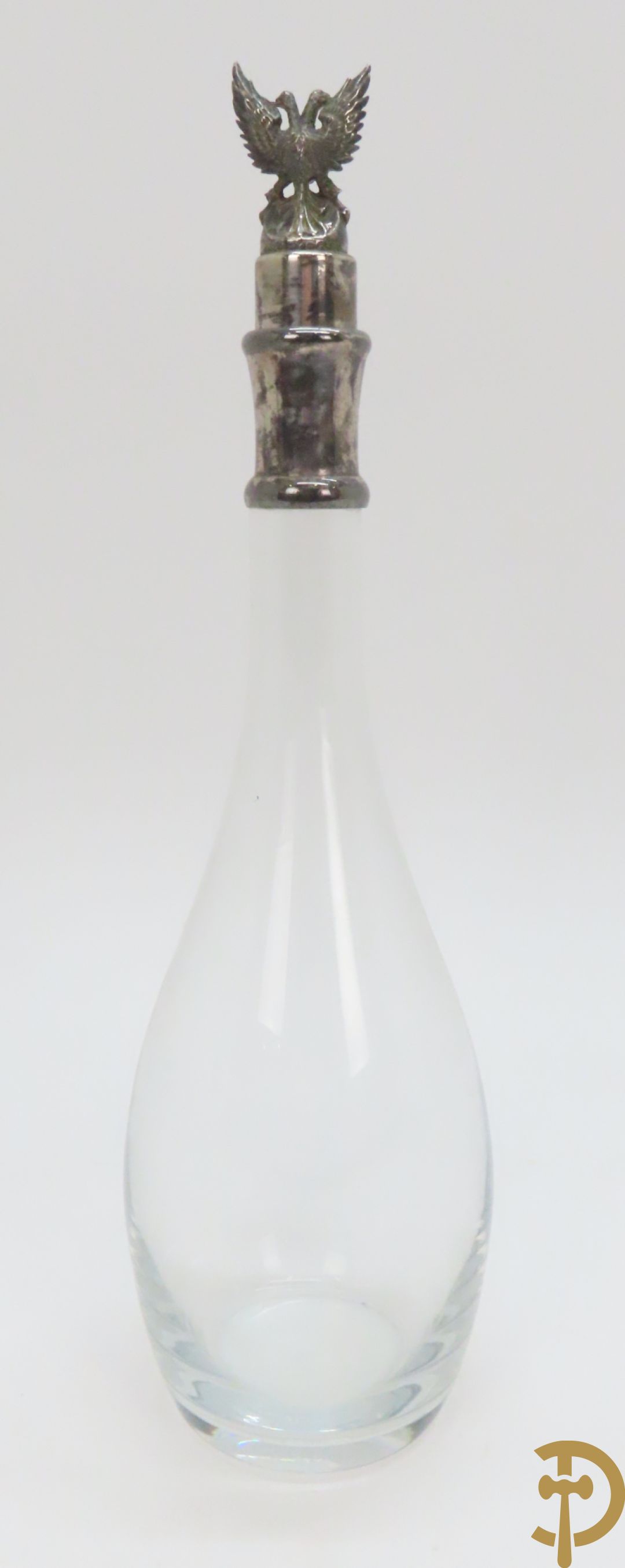 Twee decanteurs + olie- en azijnstel + 2 schenkkannen + twee-orig dekselpotje