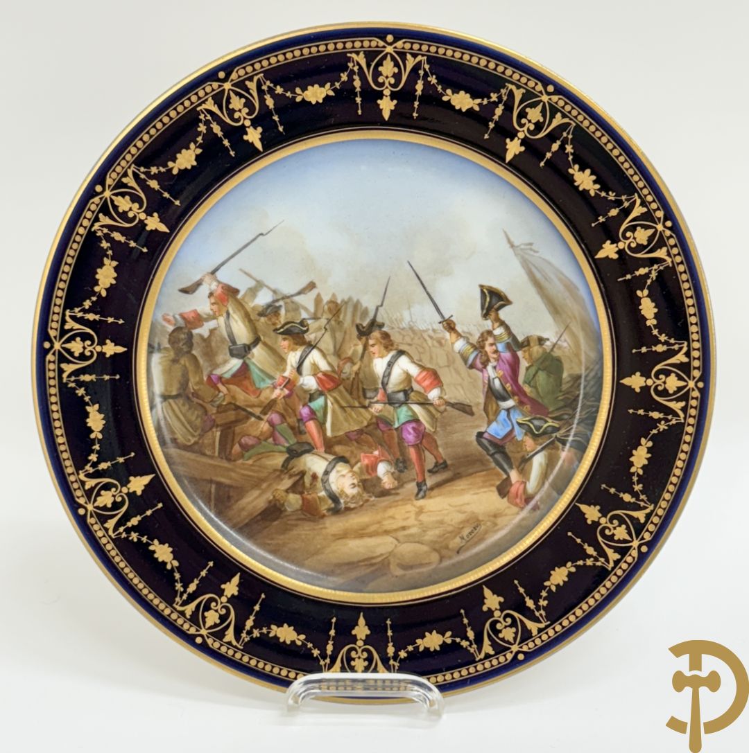 Paar handbeschilderde porseleinen Sèvres borden 