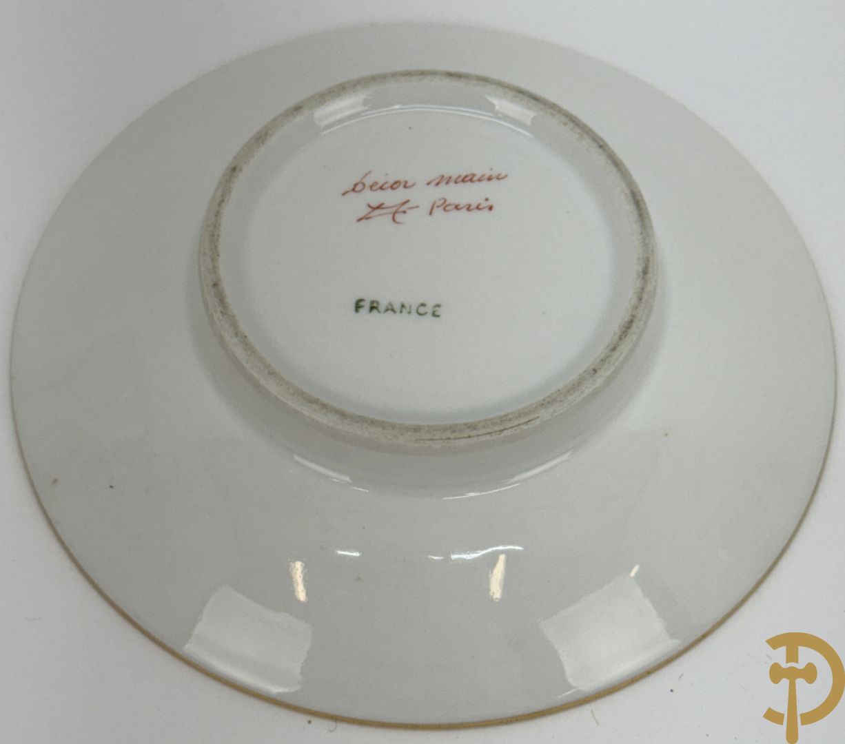 Porseleinen kopje en schoteltje met voorstelling van Napoleon te paard, JPC Chanele + kopje in Limoges porselein + cachepot met bloemendecor