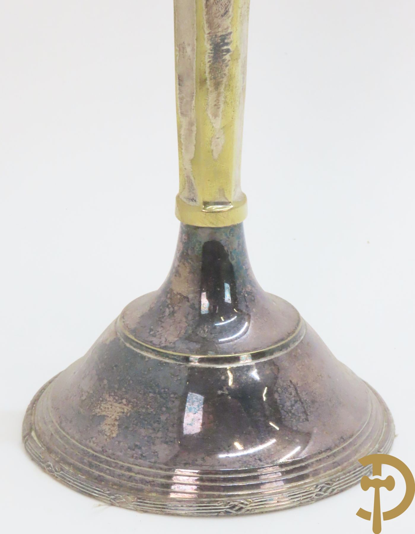 Zes paar verzilverde kandelaars