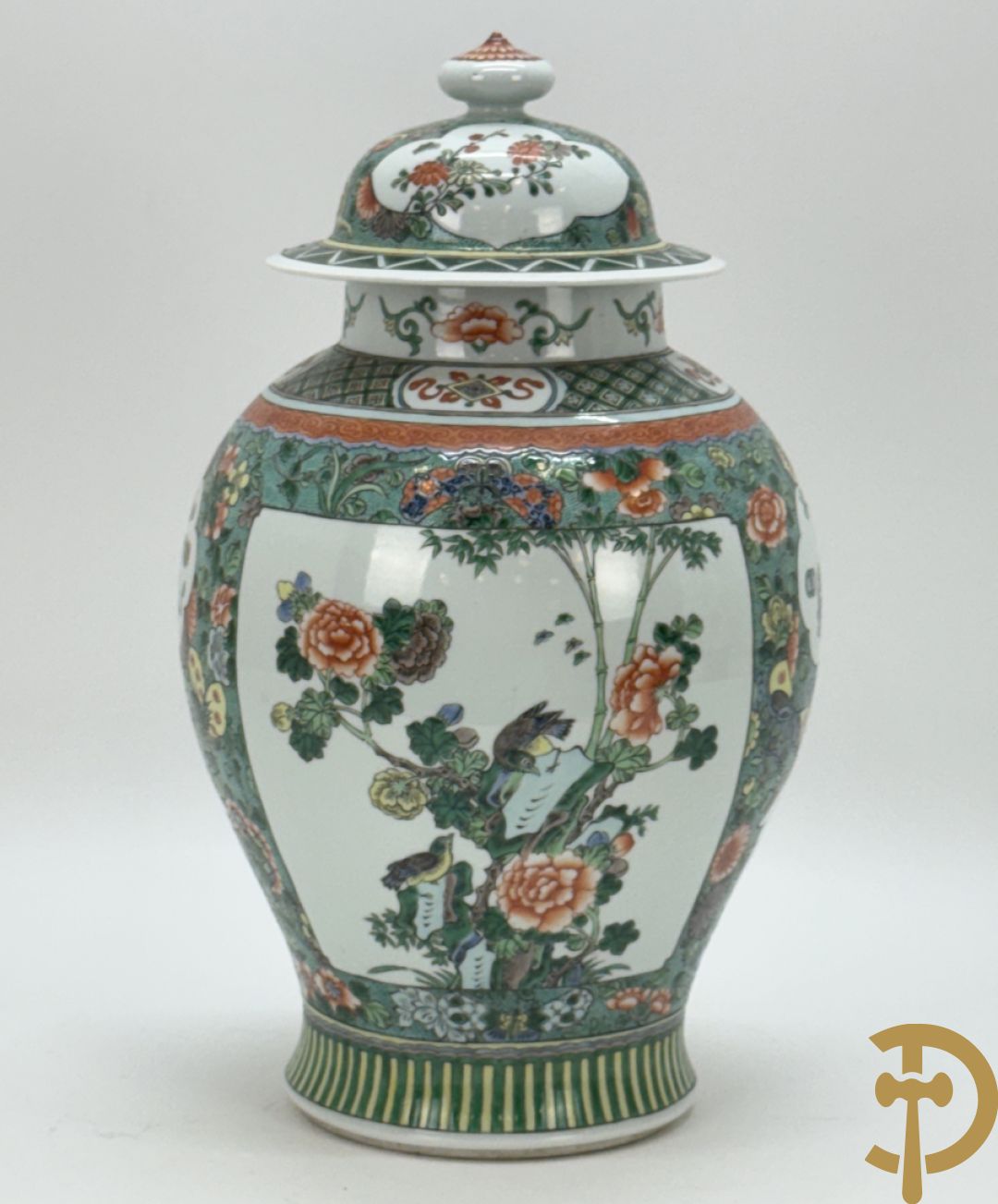 Chinese porseleinen dekselvaas met bloemen- en vogeldecor